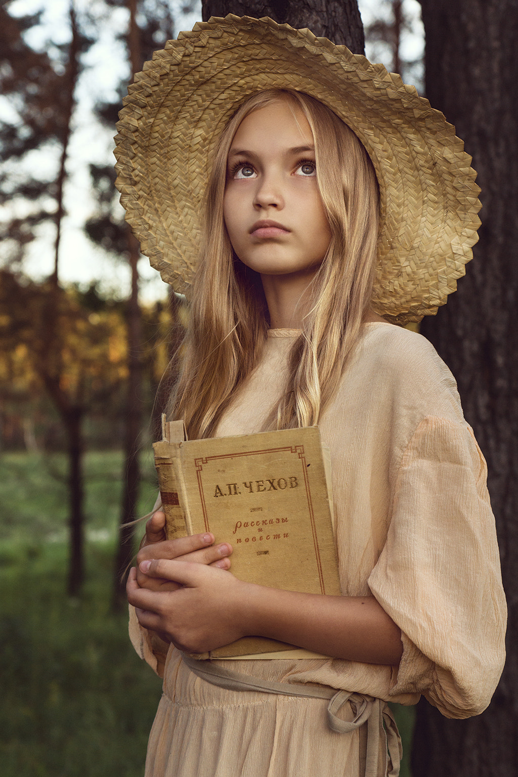 Sony SLT-A77 sample photo. Girl in the hat photography