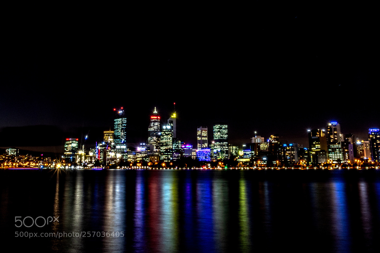 Canon EOS 200D (EOS Rebel SL2 / EOS Kiss X9) sample photo. Perth skyline photography