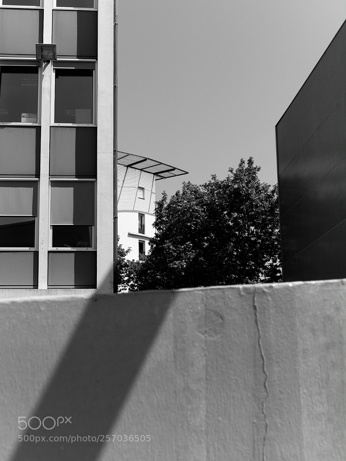 Panasonic Lumix DC-GH5 sample photo. Formes de la ville photography
