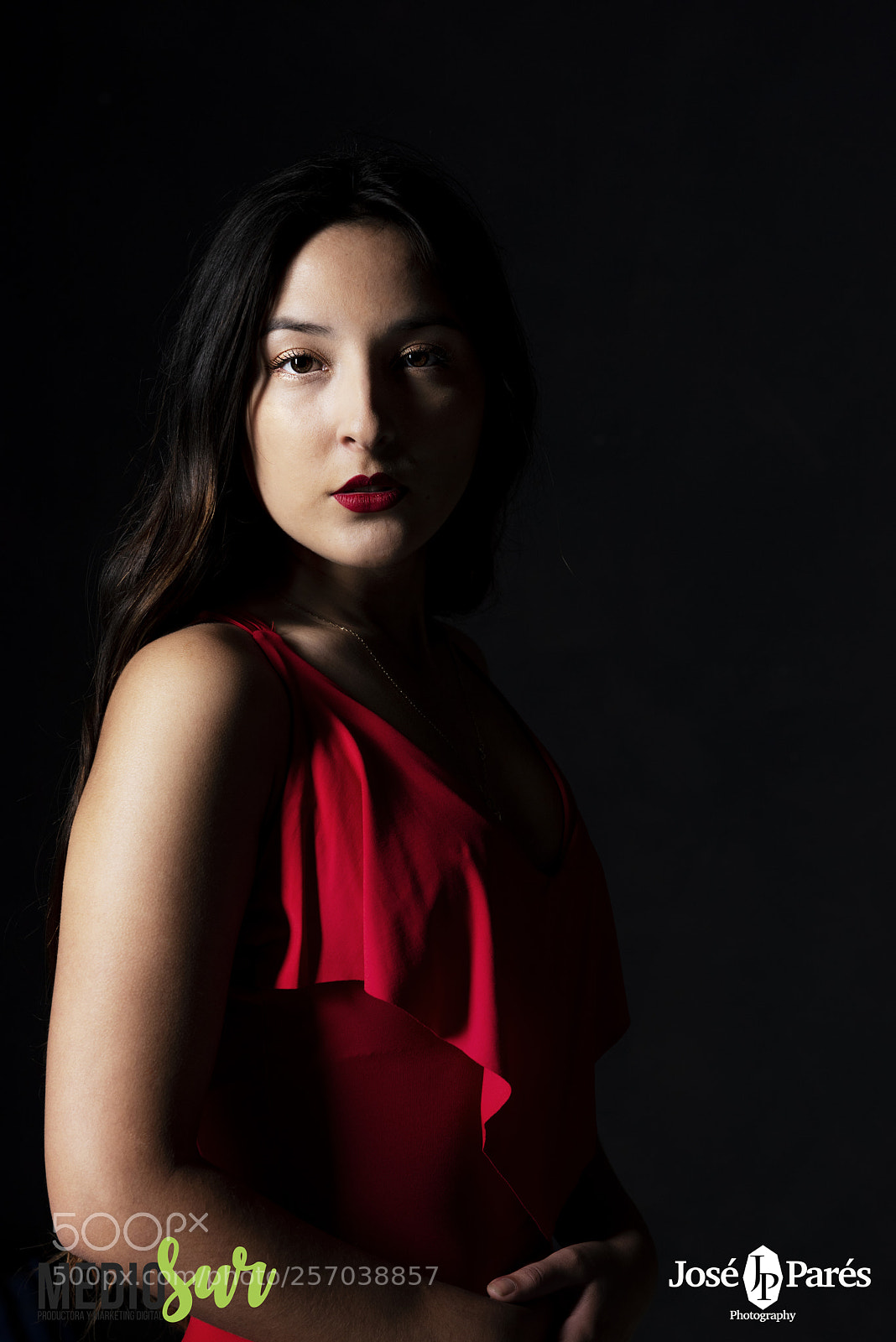 Nikon D810 sample photo. Lady in red photography