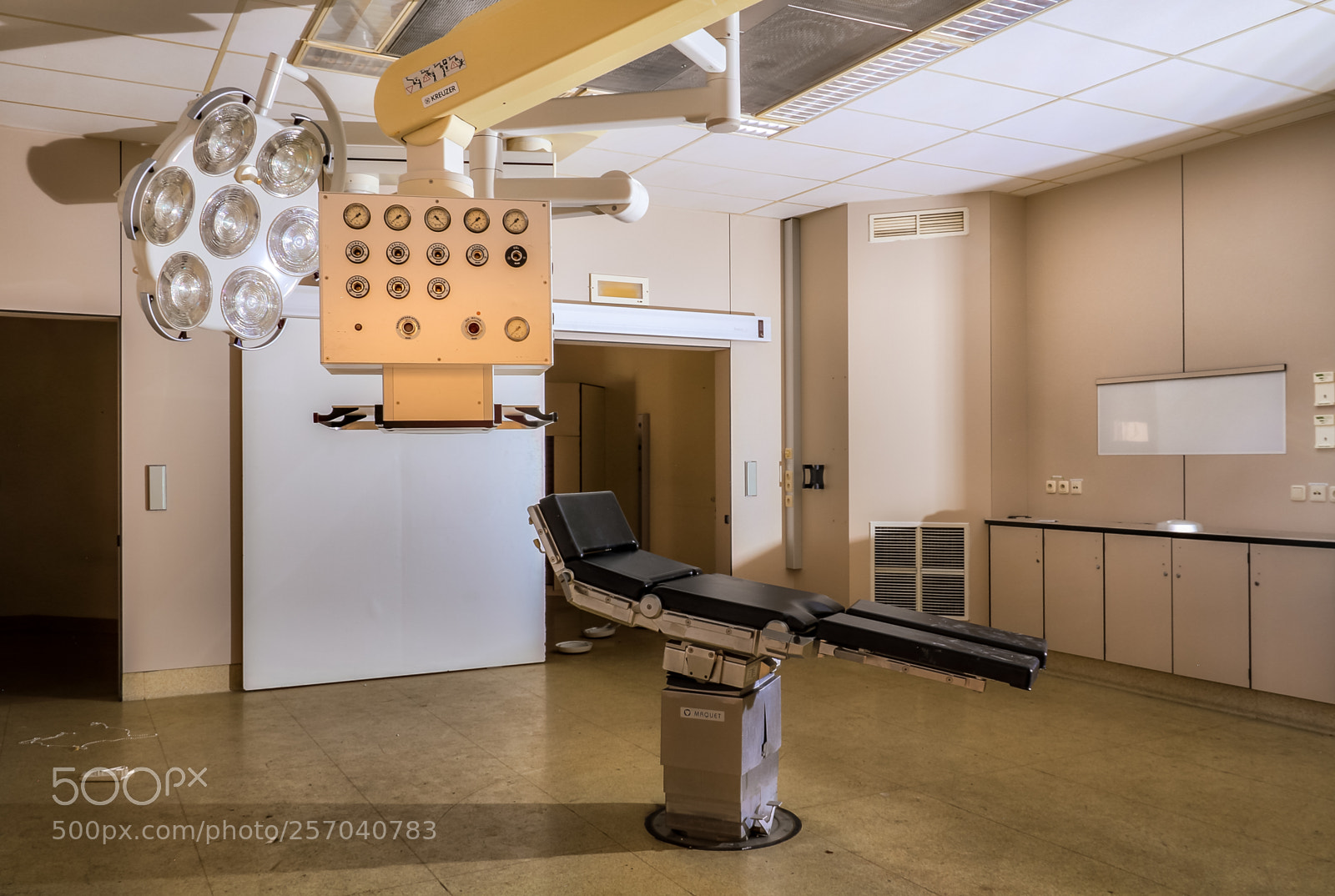 Canon EOS 7D sample photo. Medical & drugs party photography