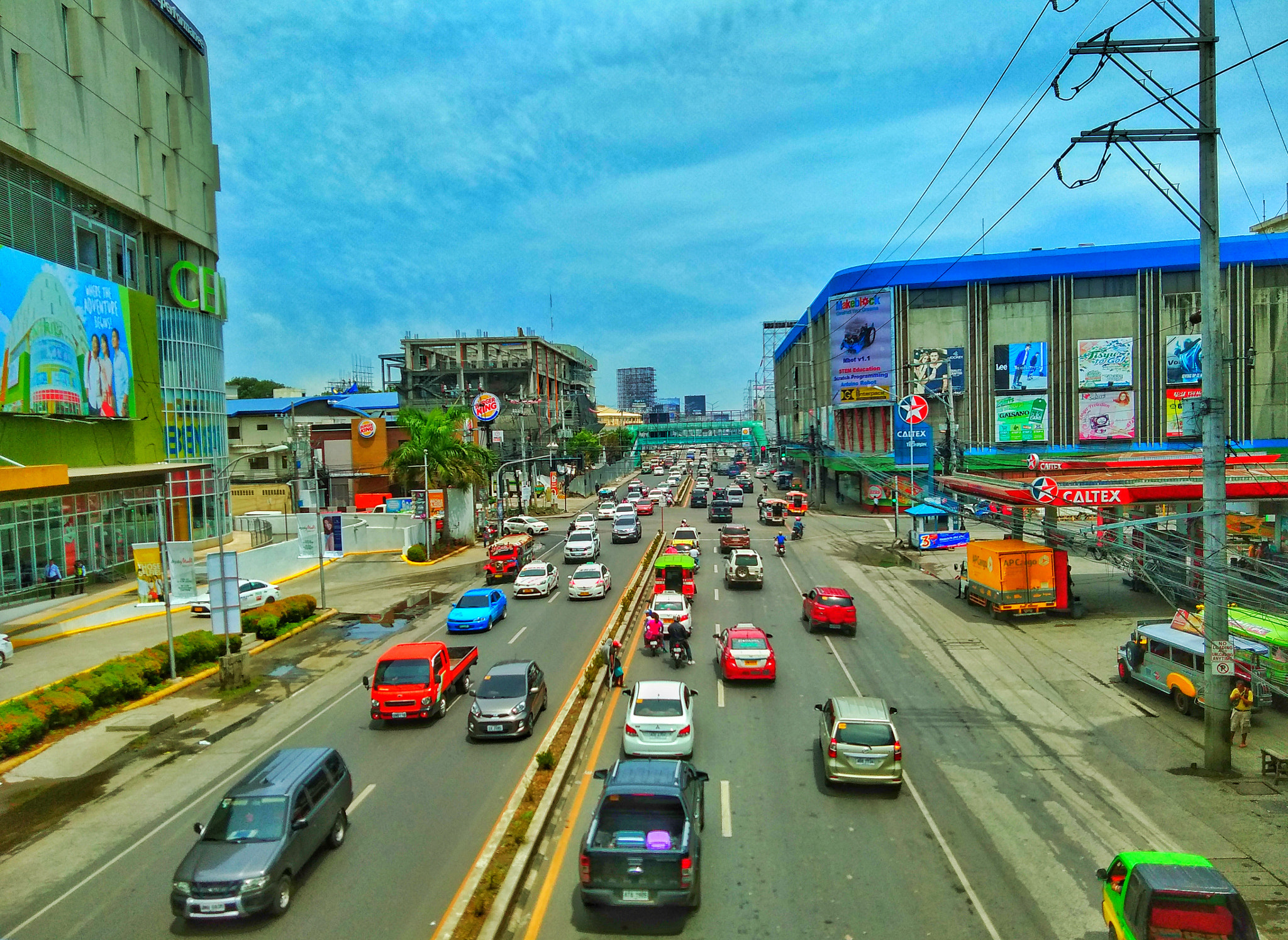 ASUS ZenFone 4 Selfie (ZD553KL) sample photo. The beauty of traffic photography