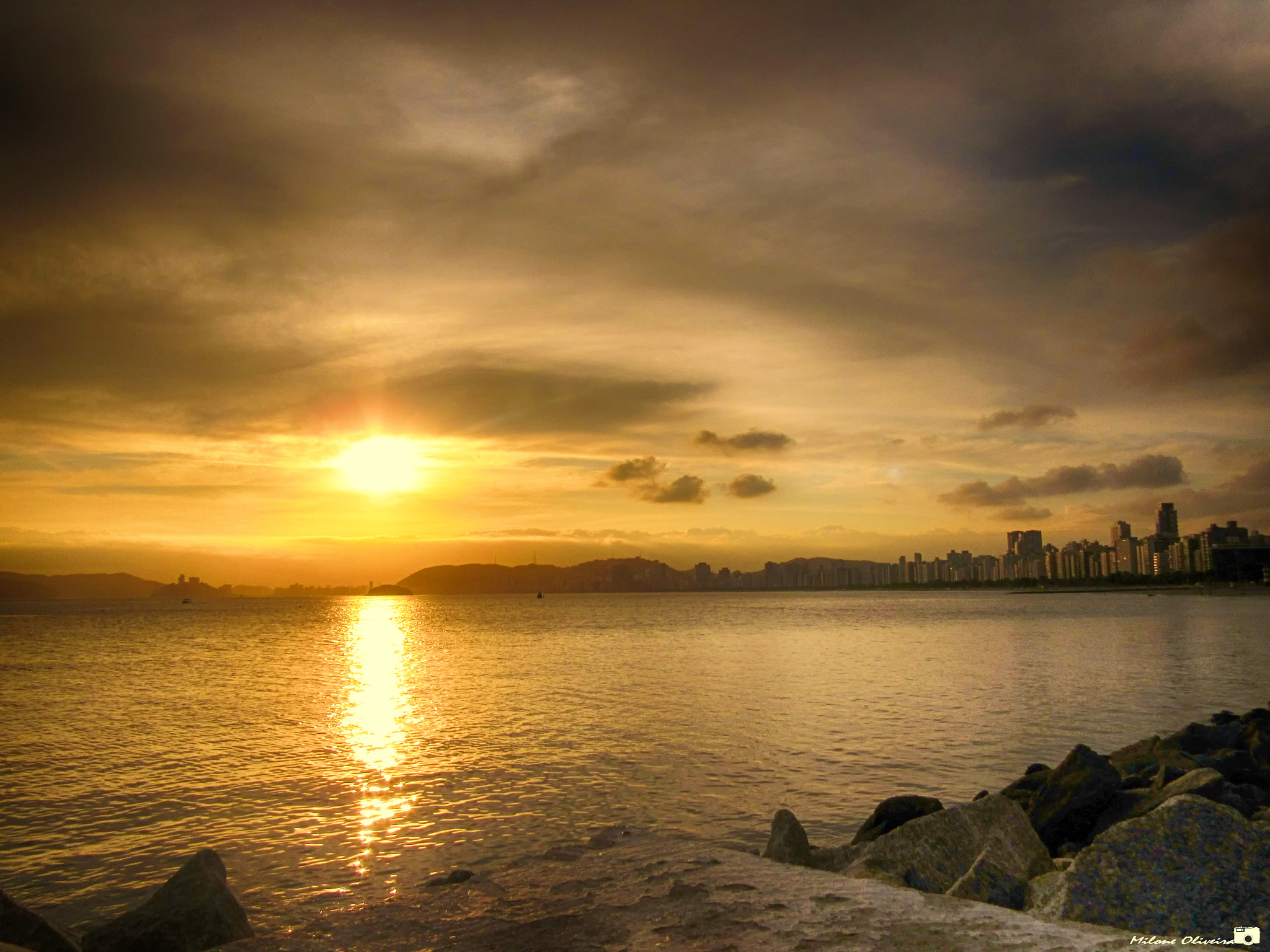 Canon PowerShot SX520 HS sample photo. Looking at the sunset in santos bay photography