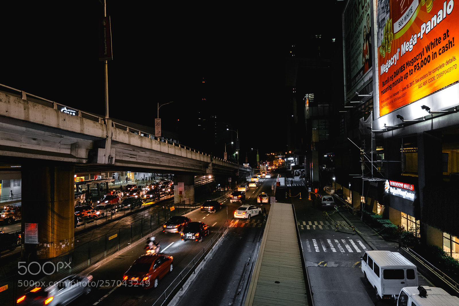 Fujifilm X-T20 sample photo. Ortigas fly photography