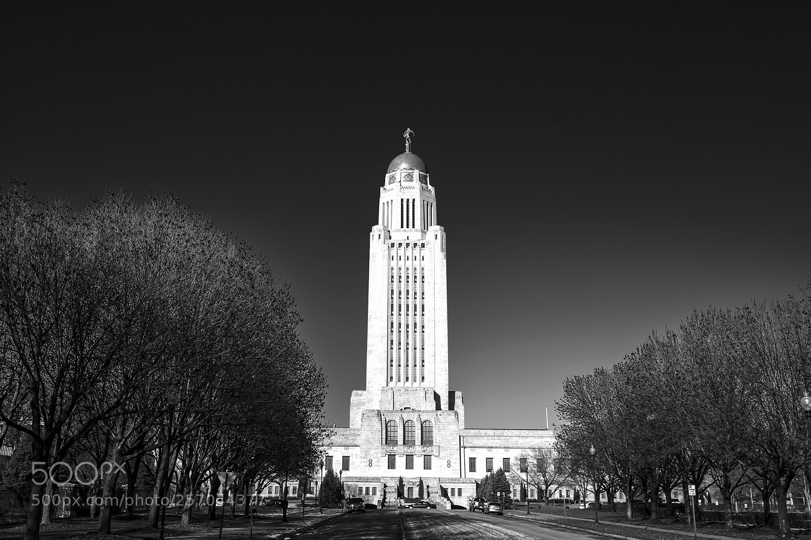 Canon EOS 5D Mark II sample photo. Nebraska state capitol photography