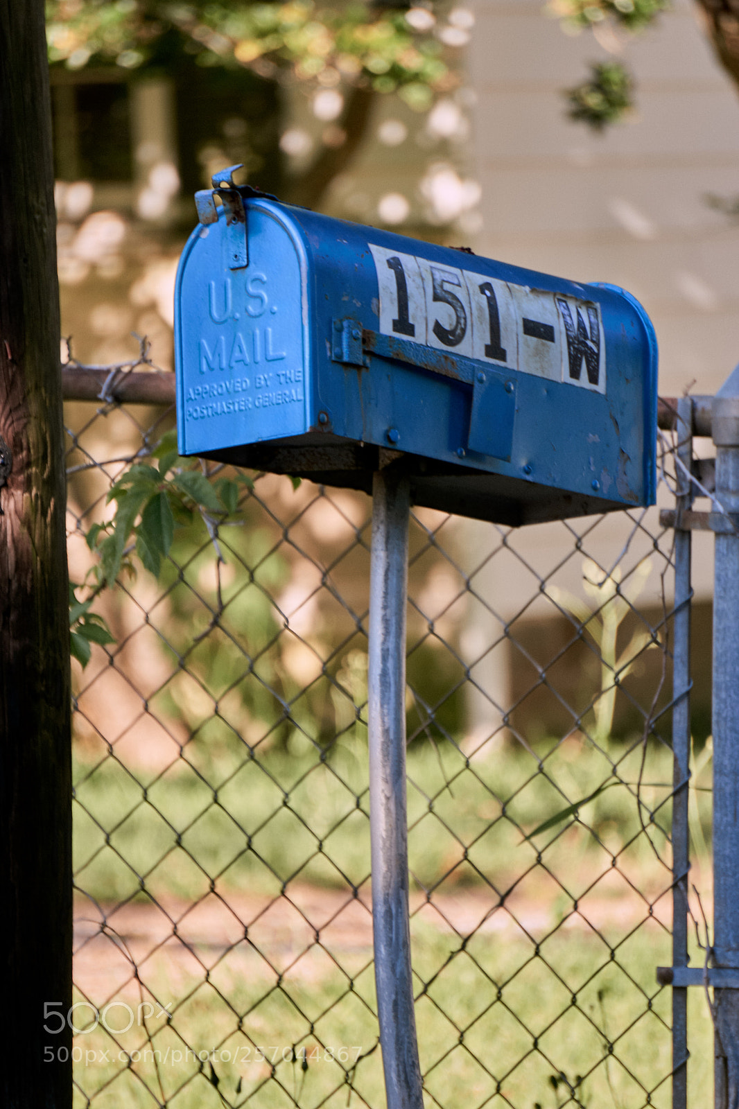 Sony a6000 sample photo. Blue mailbox photography
