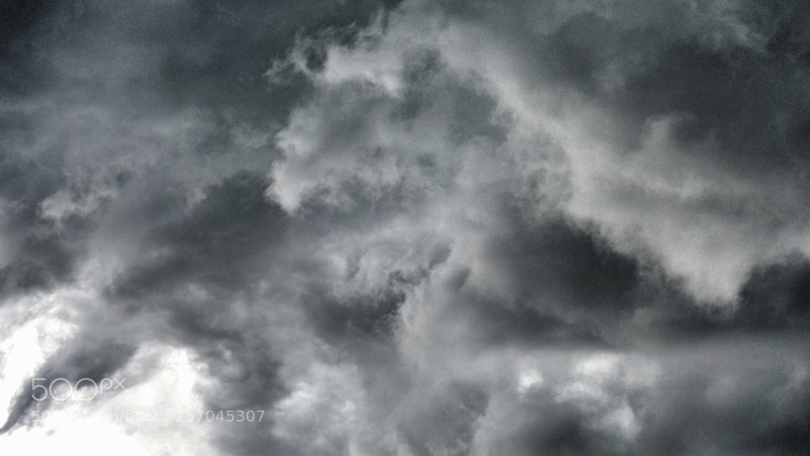 Sony Cyber-shot DSC-RX100 II sample photo. Ominous  photography