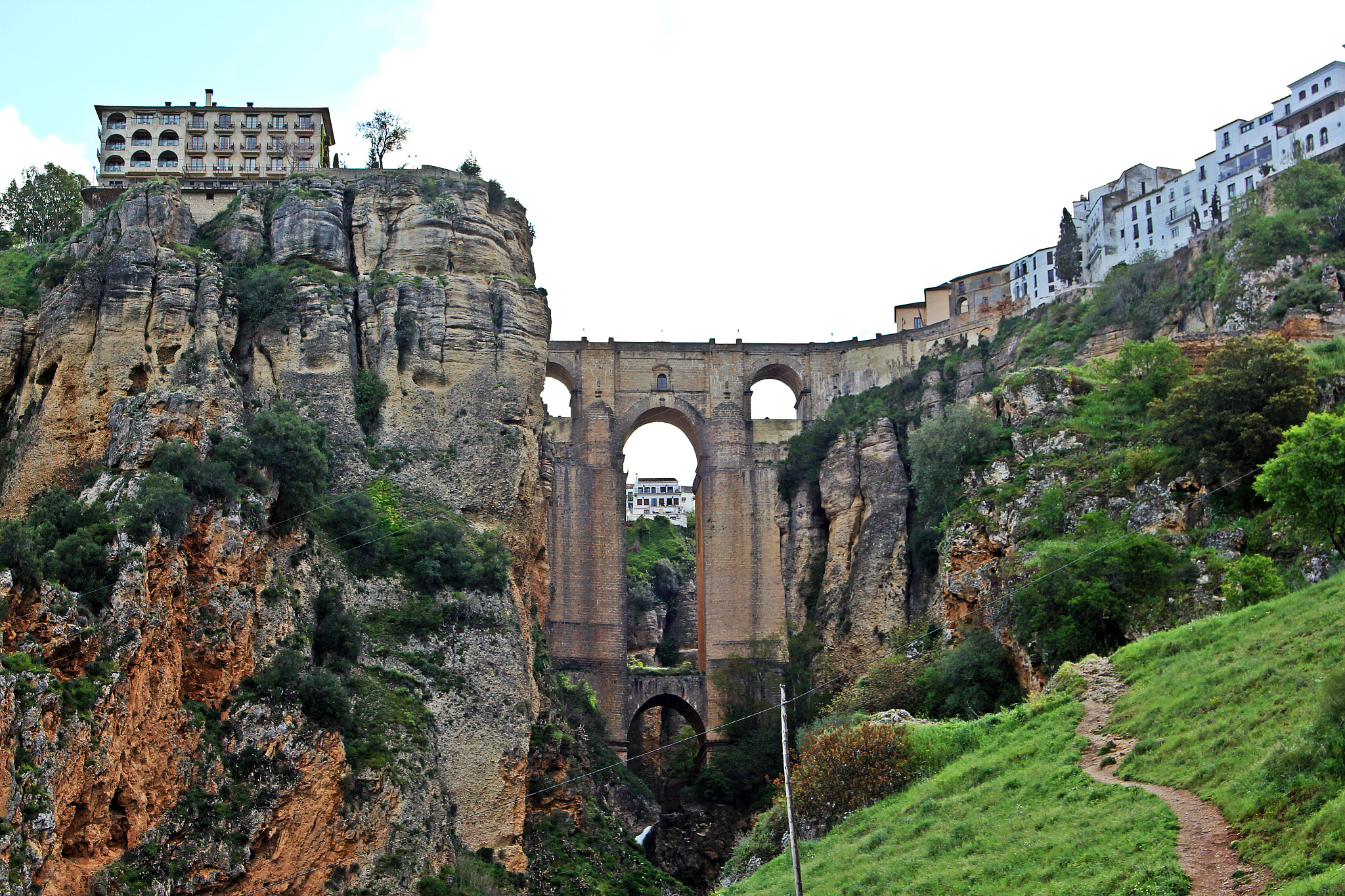 Canon EOS 550D (EOS Rebel T2i / EOS Kiss X4) sample photo. Puente nuevo, ronda photography