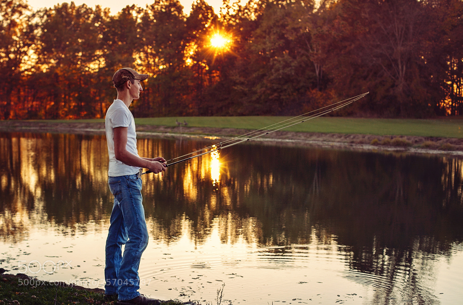 Canon EOS 5D Mark II sample photo. Gone fishing photography
