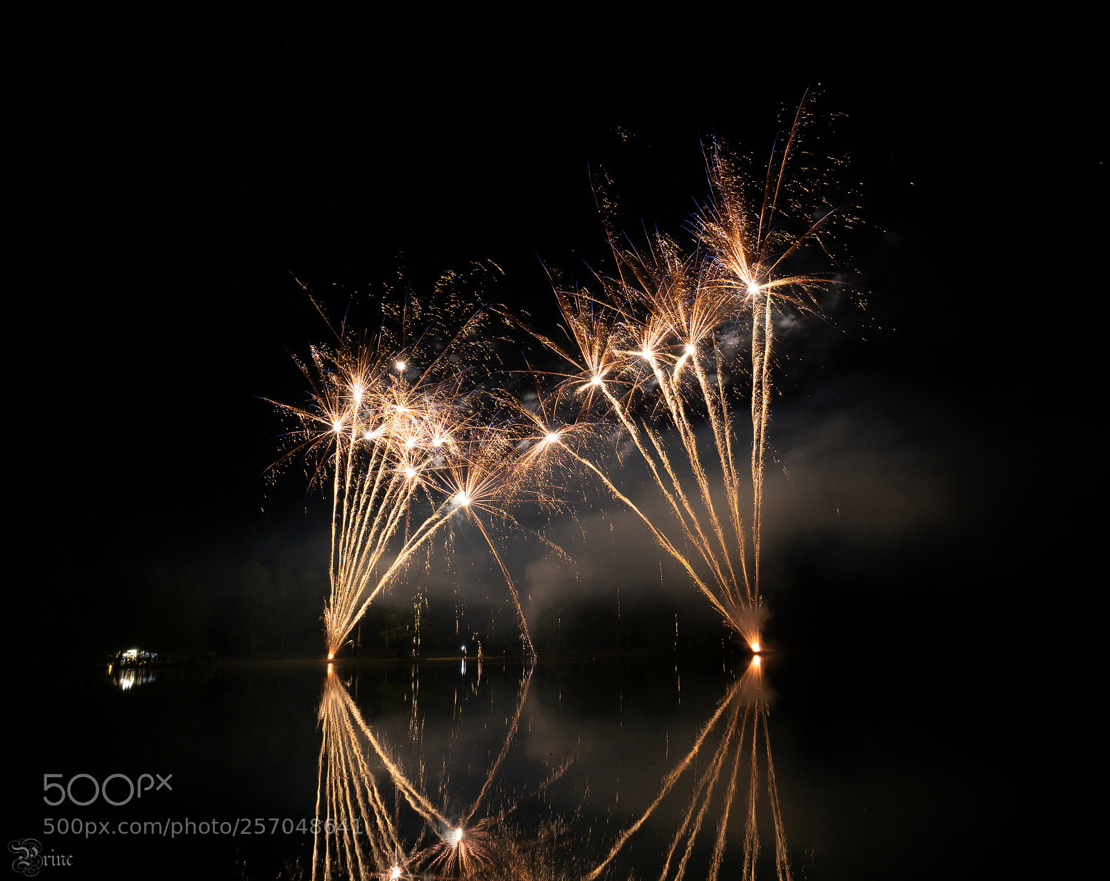 Olympus OM-D E-M1 Mark II sample photo. Fireworks photography