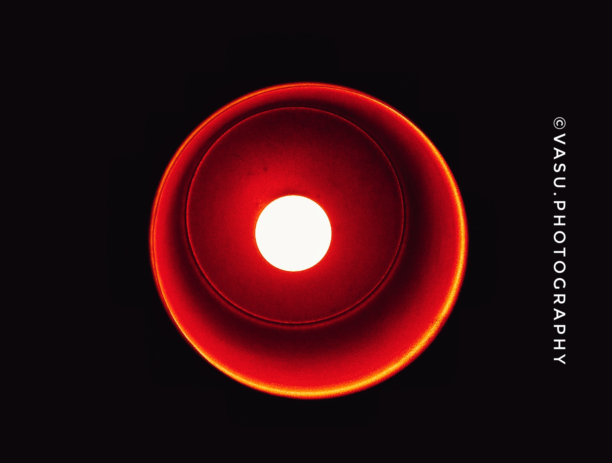 OPPO CPH1701 sample photo. Light bulb photography