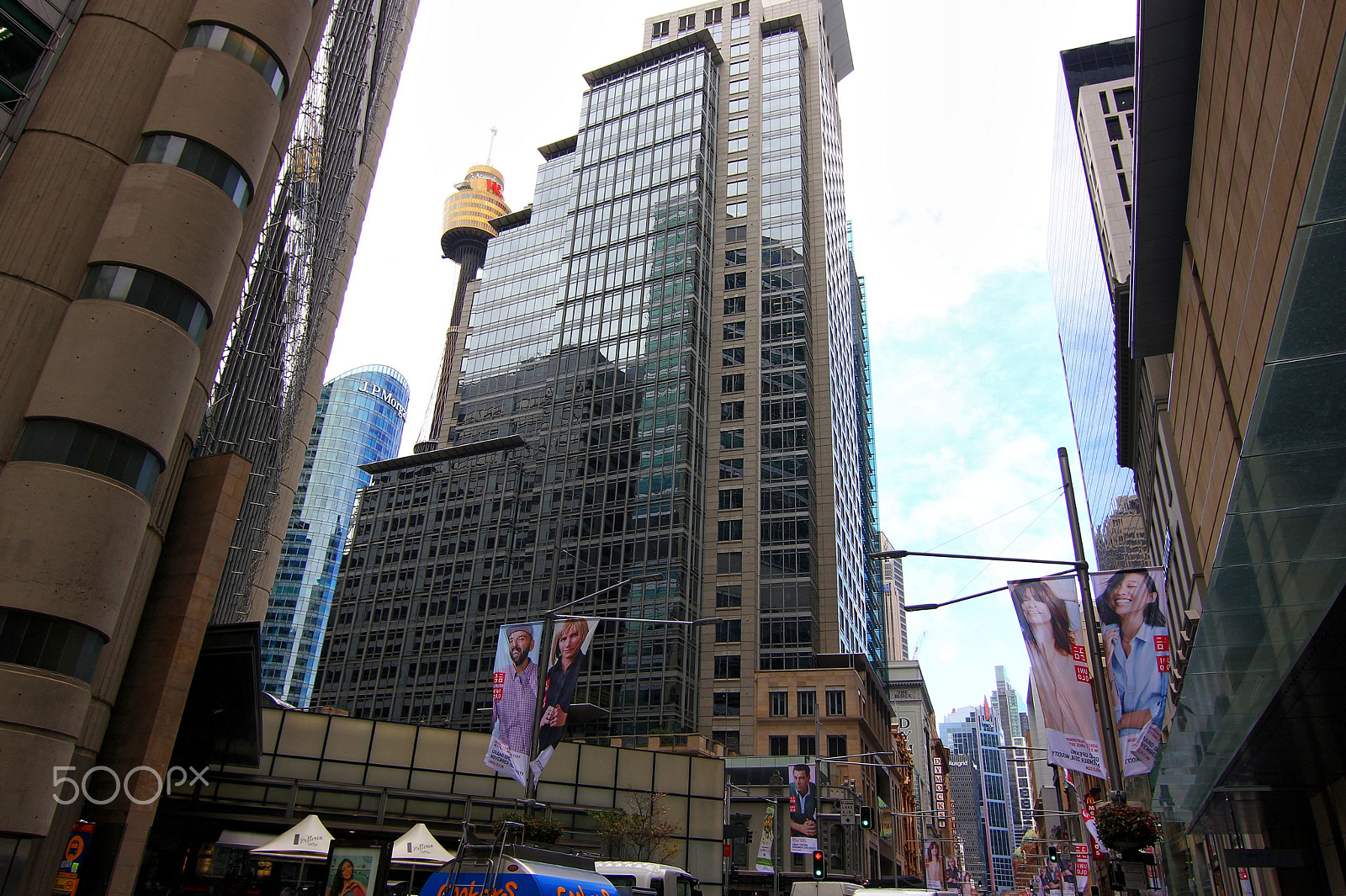 Canon EOS 550D (EOS Rebel T2i / EOS Kiss X4) sample photo. Sydney high rise photography