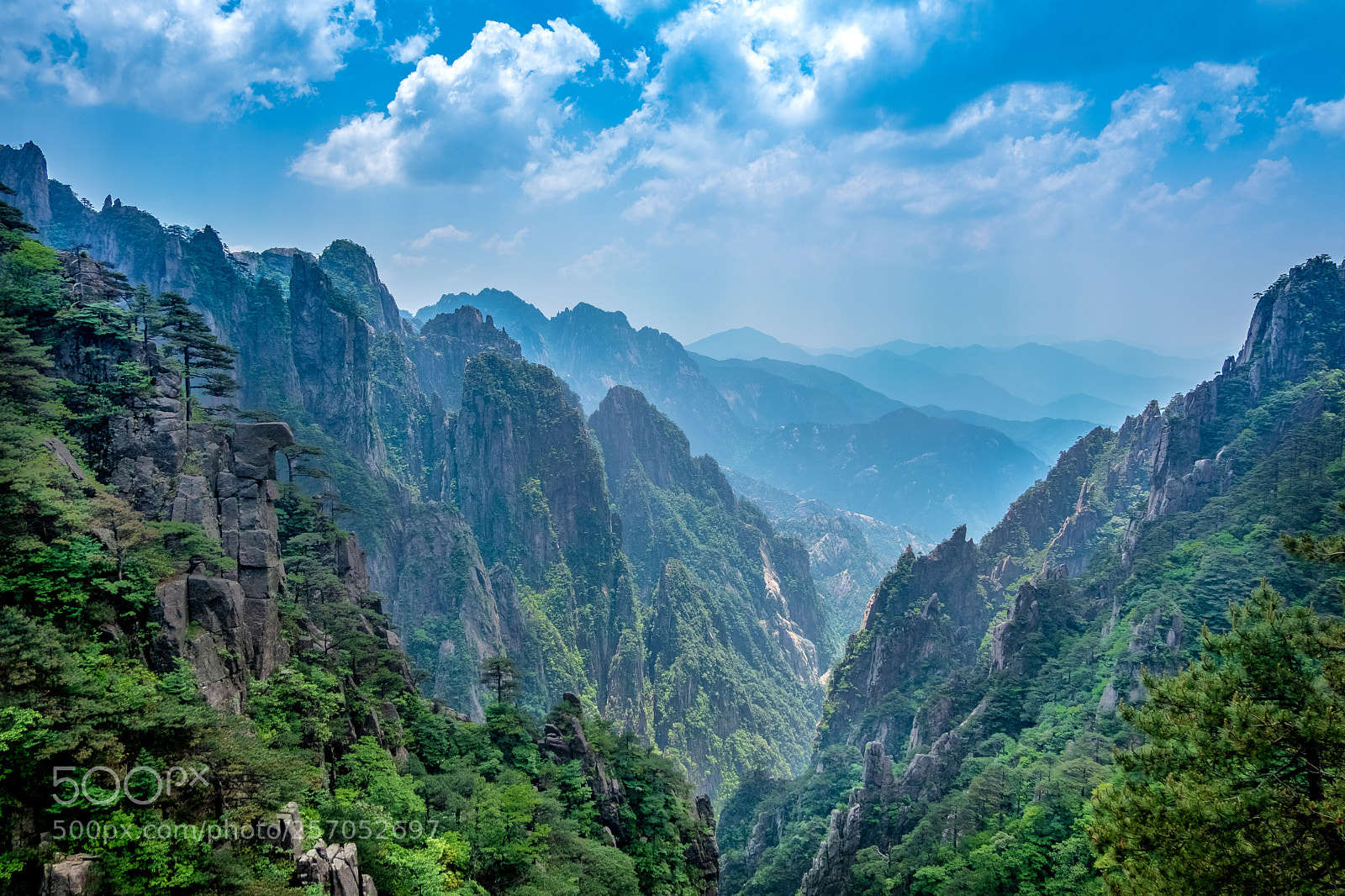 Fujifilm X-T20 sample photo. Yellow mountains photography