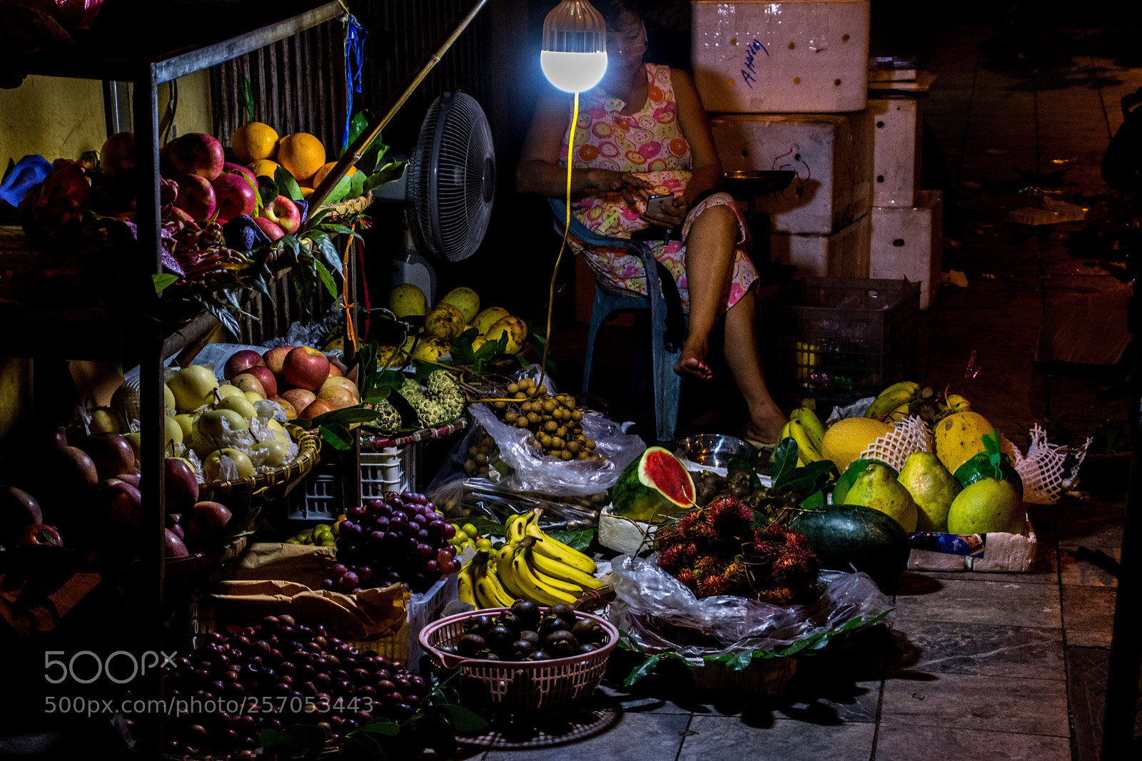 Nikon D7200 sample photo. Fruit seller in hanoi photography