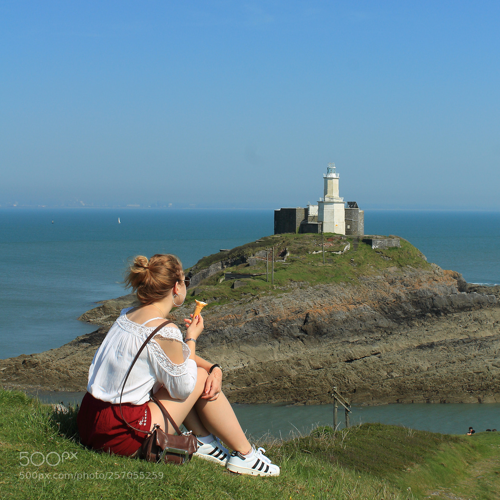 Canon EOS 1100D (EOS Rebel T3 / EOS Kiss X50) sample photo. The lighthouse photography