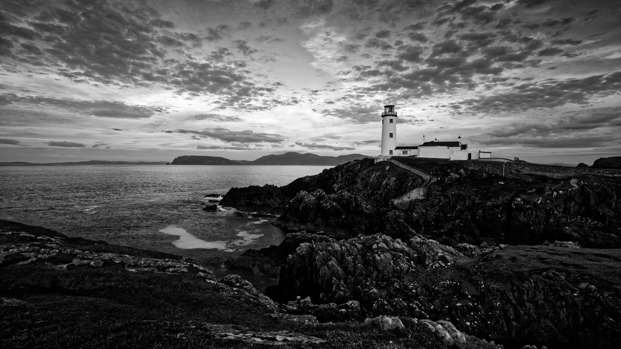 Canon EF 16-35mm F4L IS USM sample photo. Fanad is all glory!! photography
