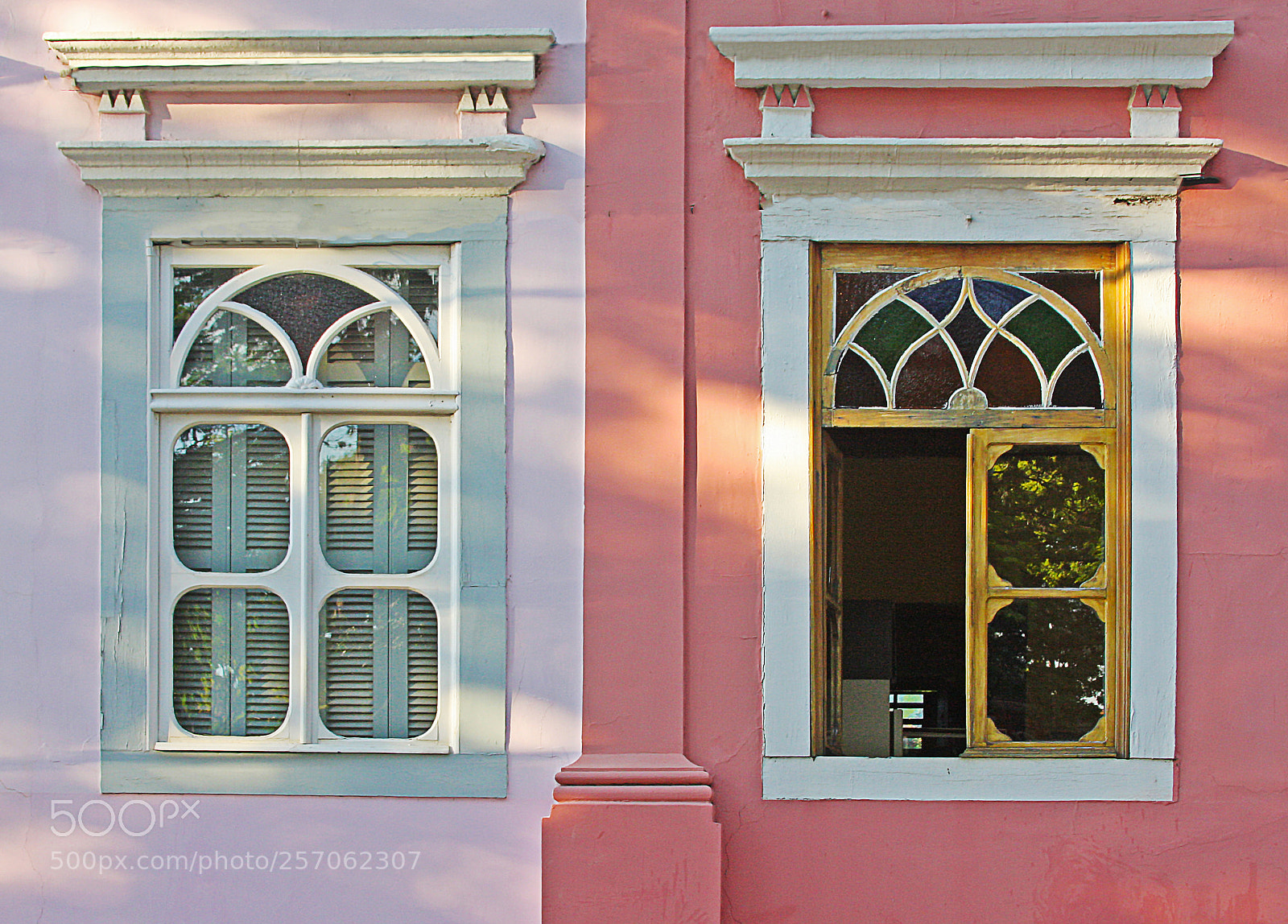 Canon EOS 40D sample photo. Windows photography