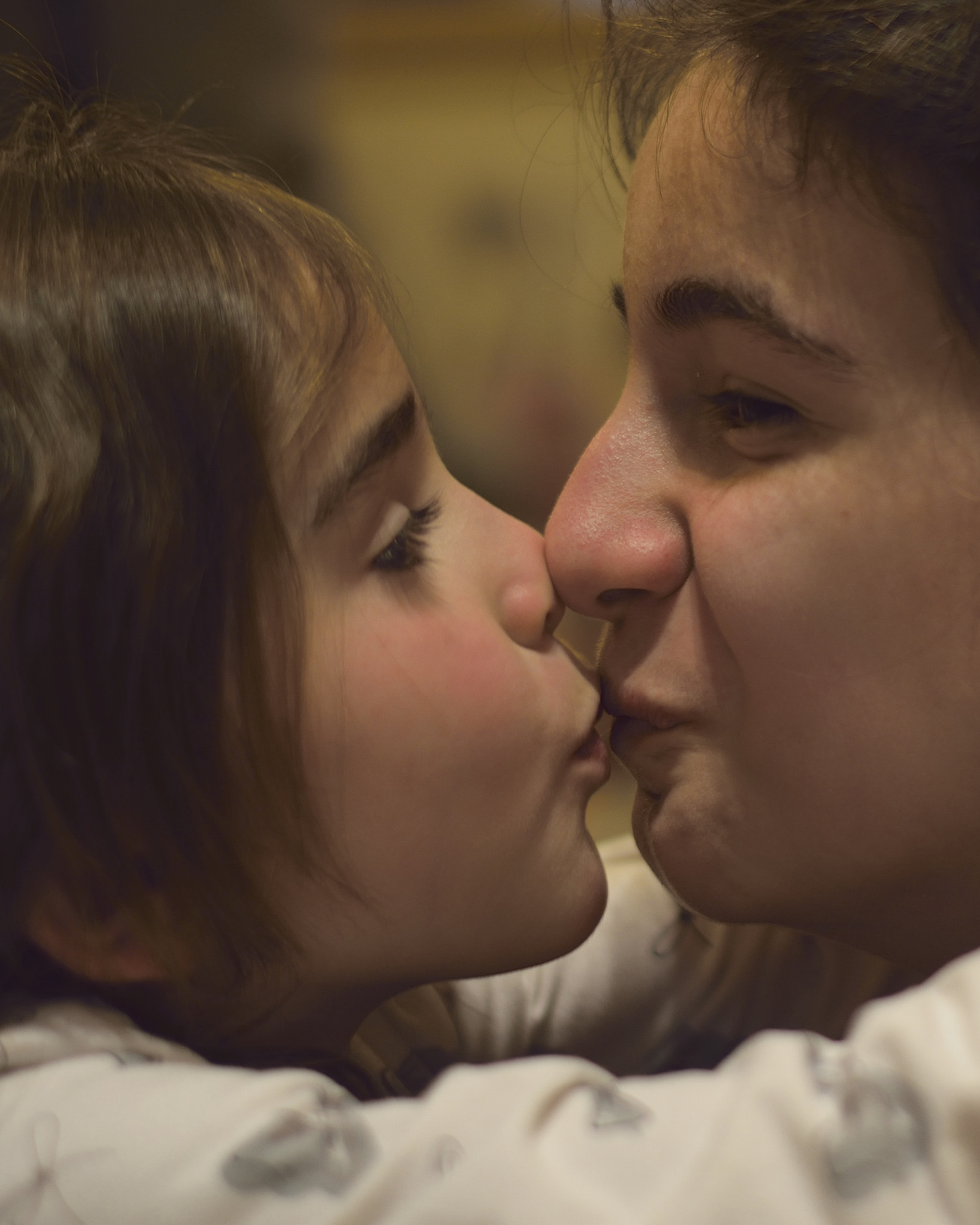 Nikon AF-S Nikkor 50mm F1.8G sample photo. Hermanas photography