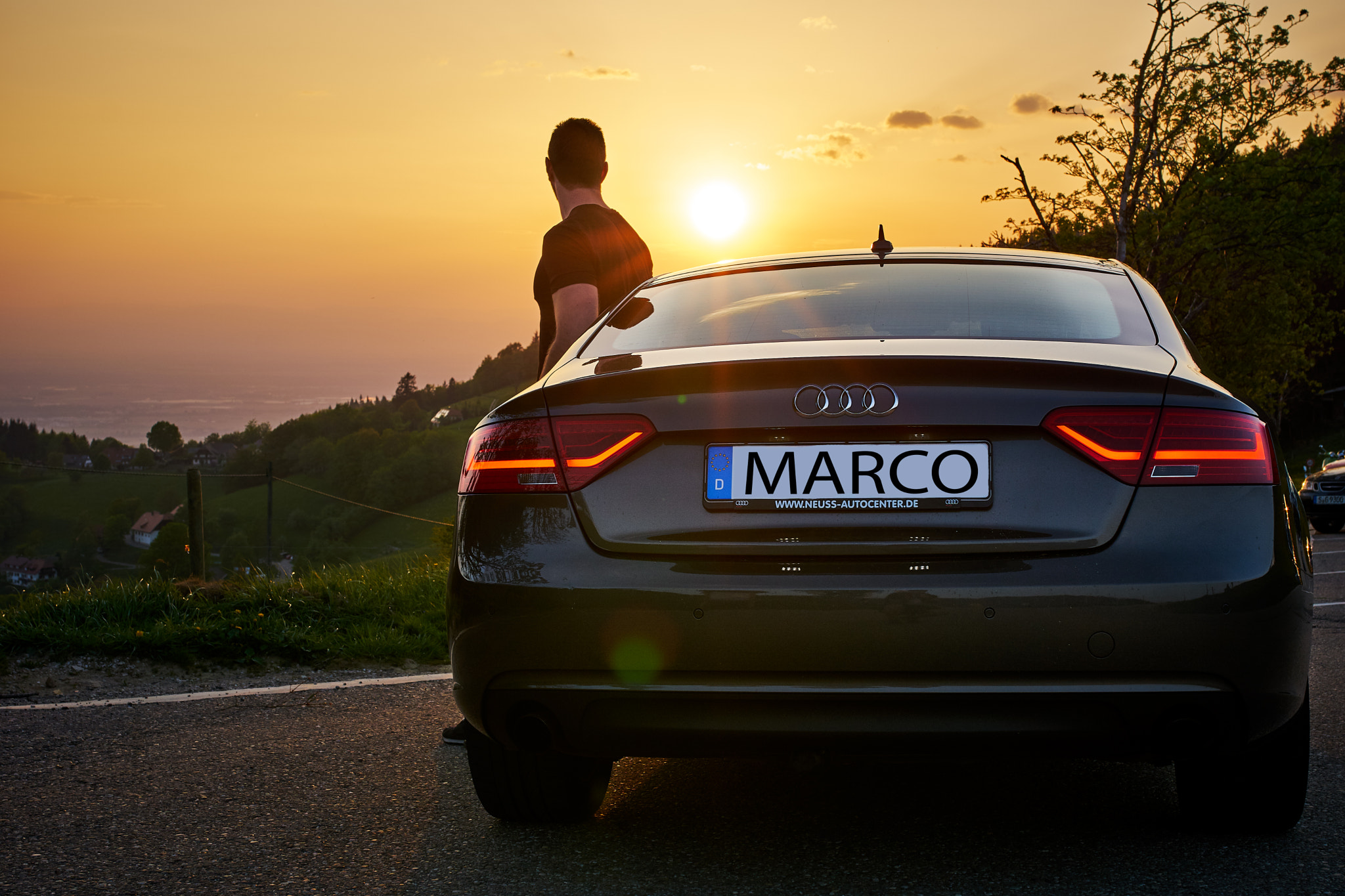 Sony ILCA-77M2 + 35mm F1.4 sample photo. Sundown car photography