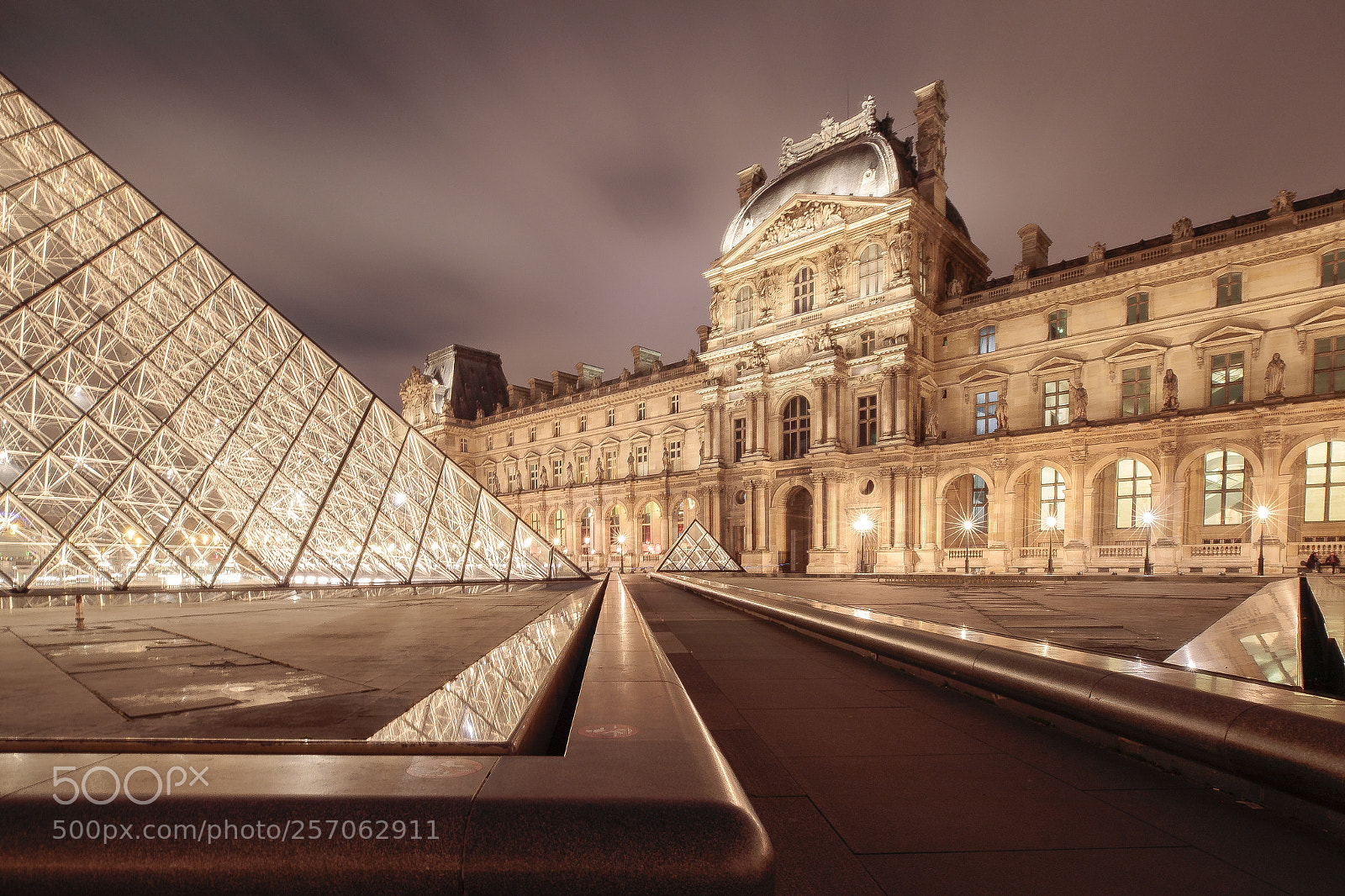 Canon EOS-1D X Mark II sample photo. Louvre photography