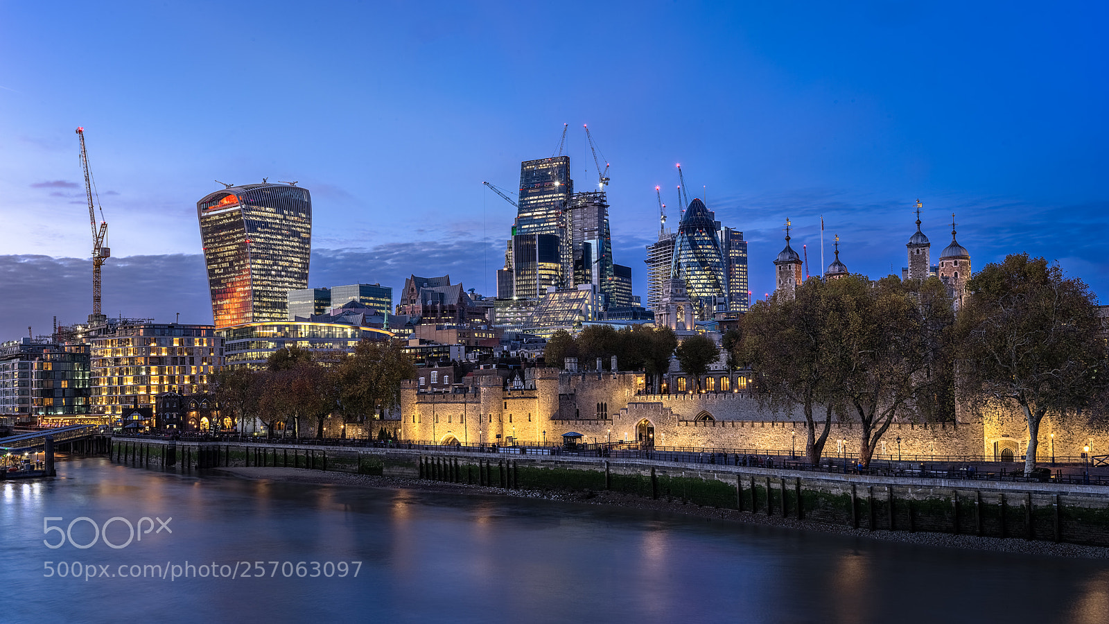 Sony a7 II sample photo. Towers of london photography