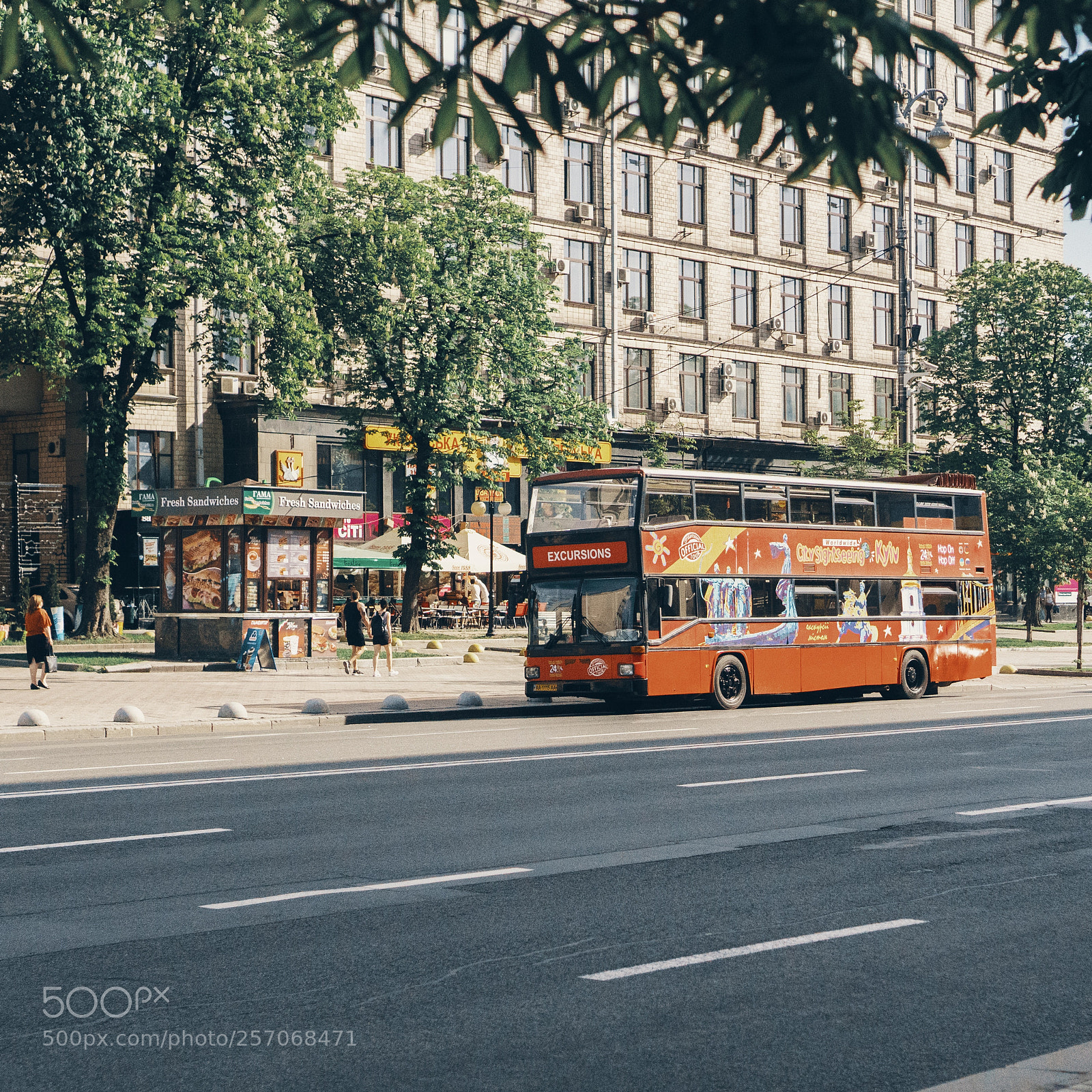 Sony a6500 sample photo. Excursion bus photography