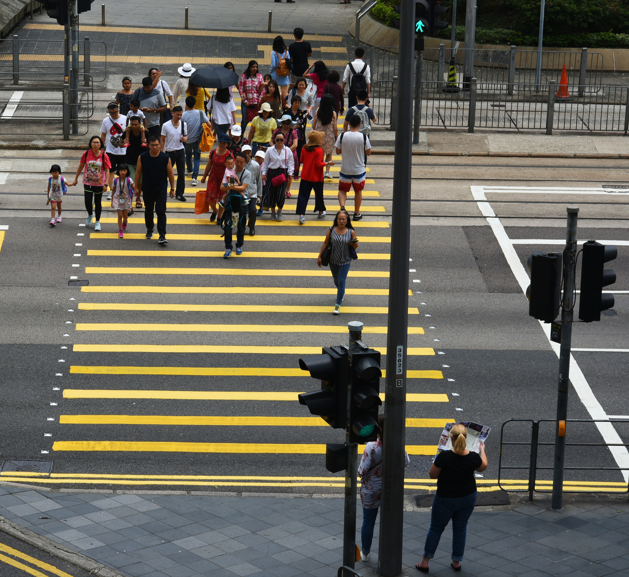 Nikon D750 sample photo. Human traffic photography