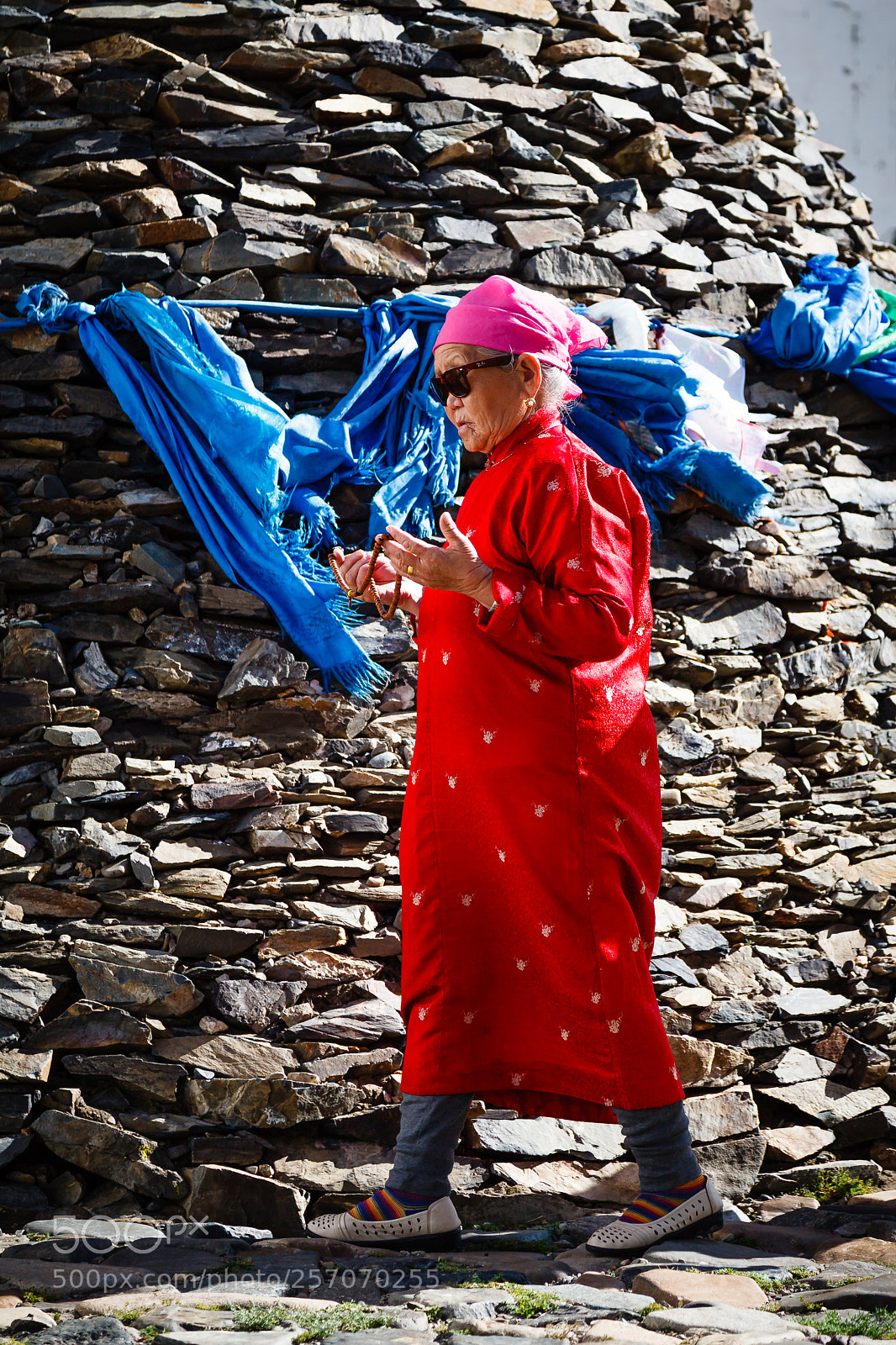 Canon EOS 5D Mark II sample photo. Mongolia prayer at the photography