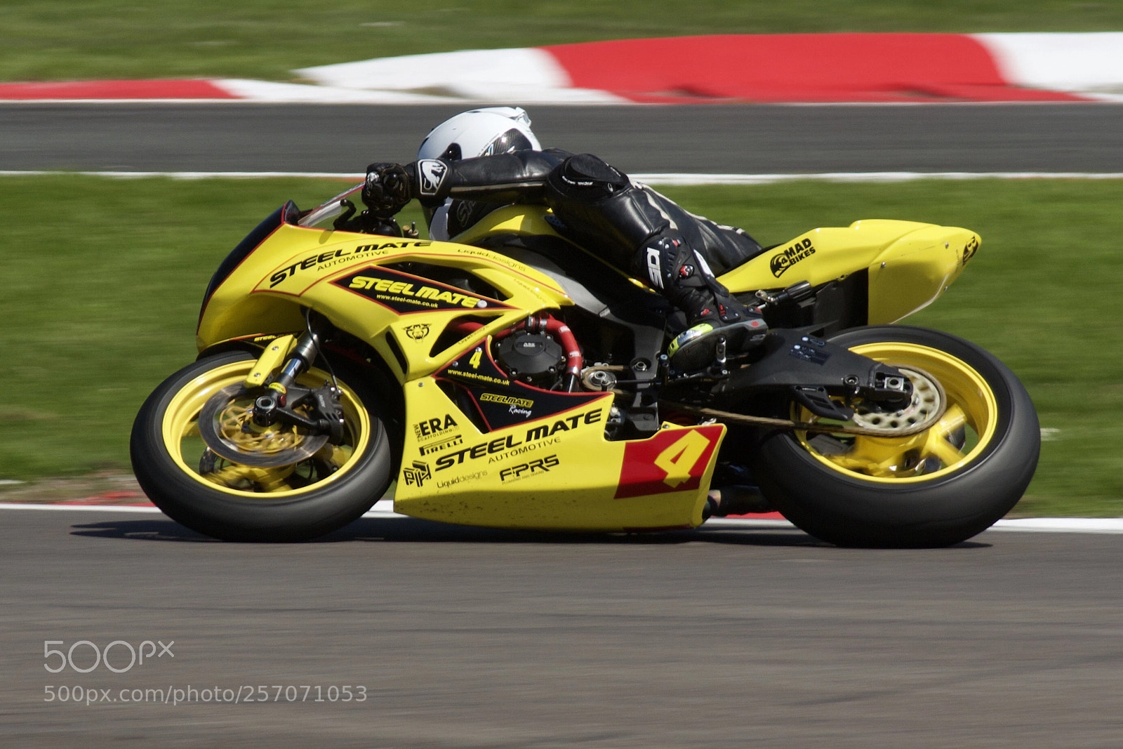 Canon EOS 60D sample photo. British super bikes photography