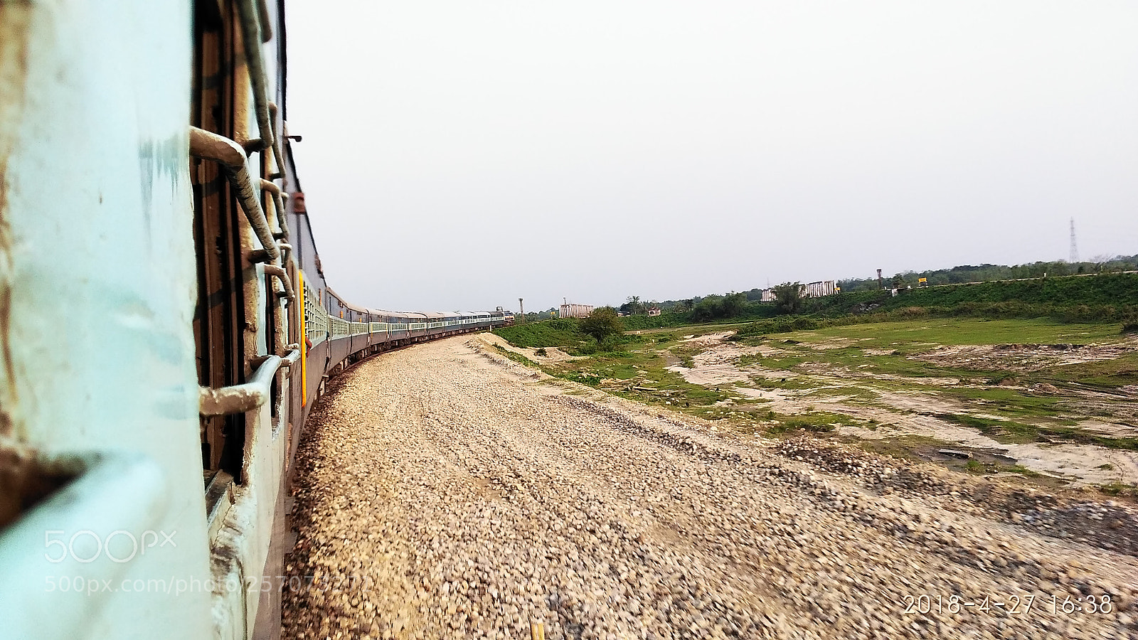 Xiaomi Redmi 3S sample photo. #trainjourney photography
