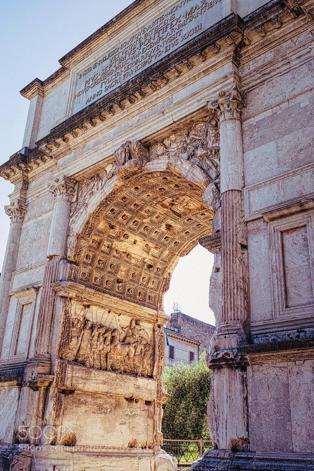 Sony a7 sample photo. Roman arch photography