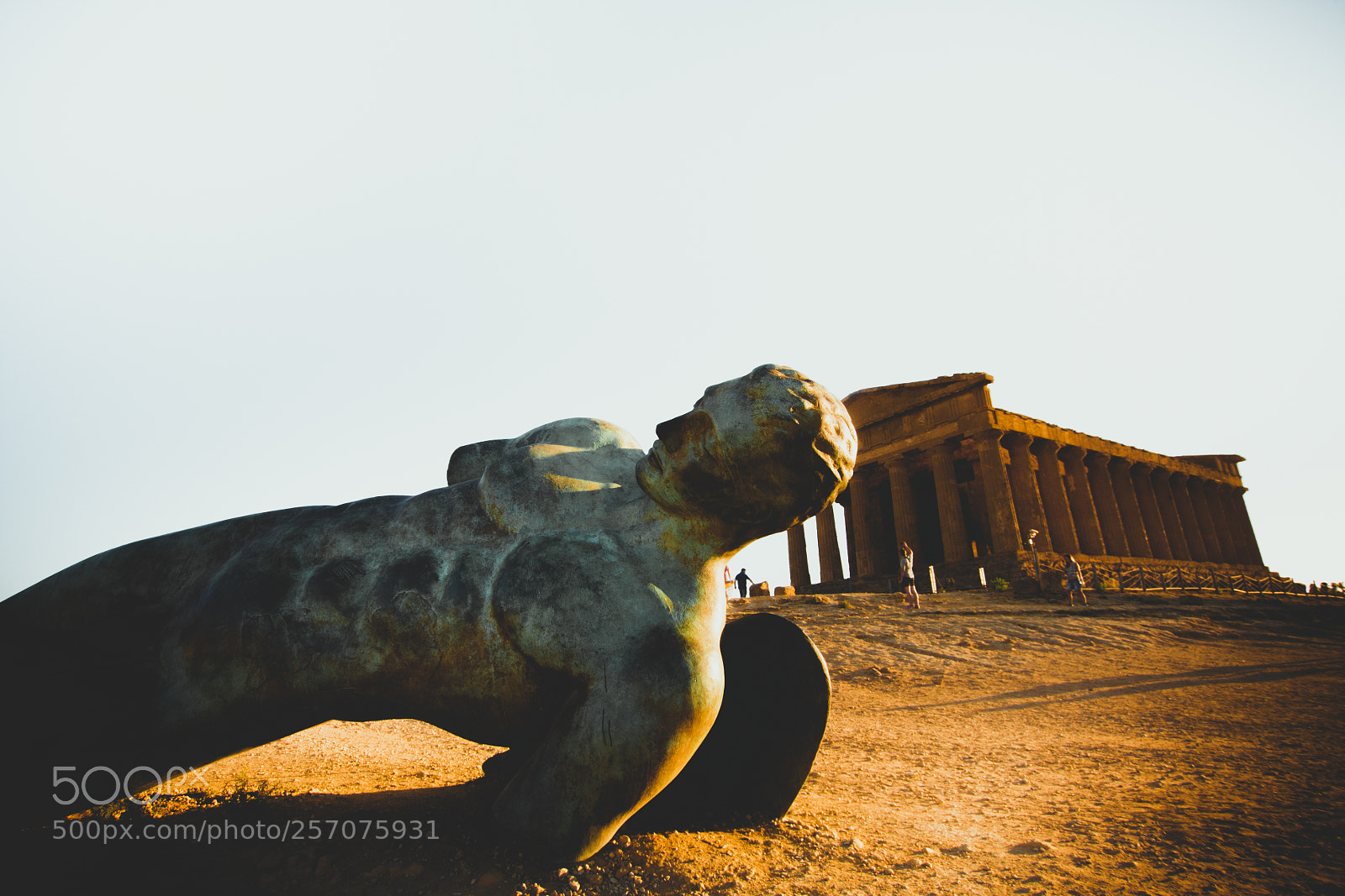 Canon EOS 40D sample photo. A statue in agrigento photography