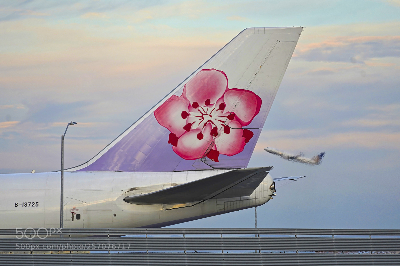 Sony a7R III sample photo. China airlines cargo 2007 photography