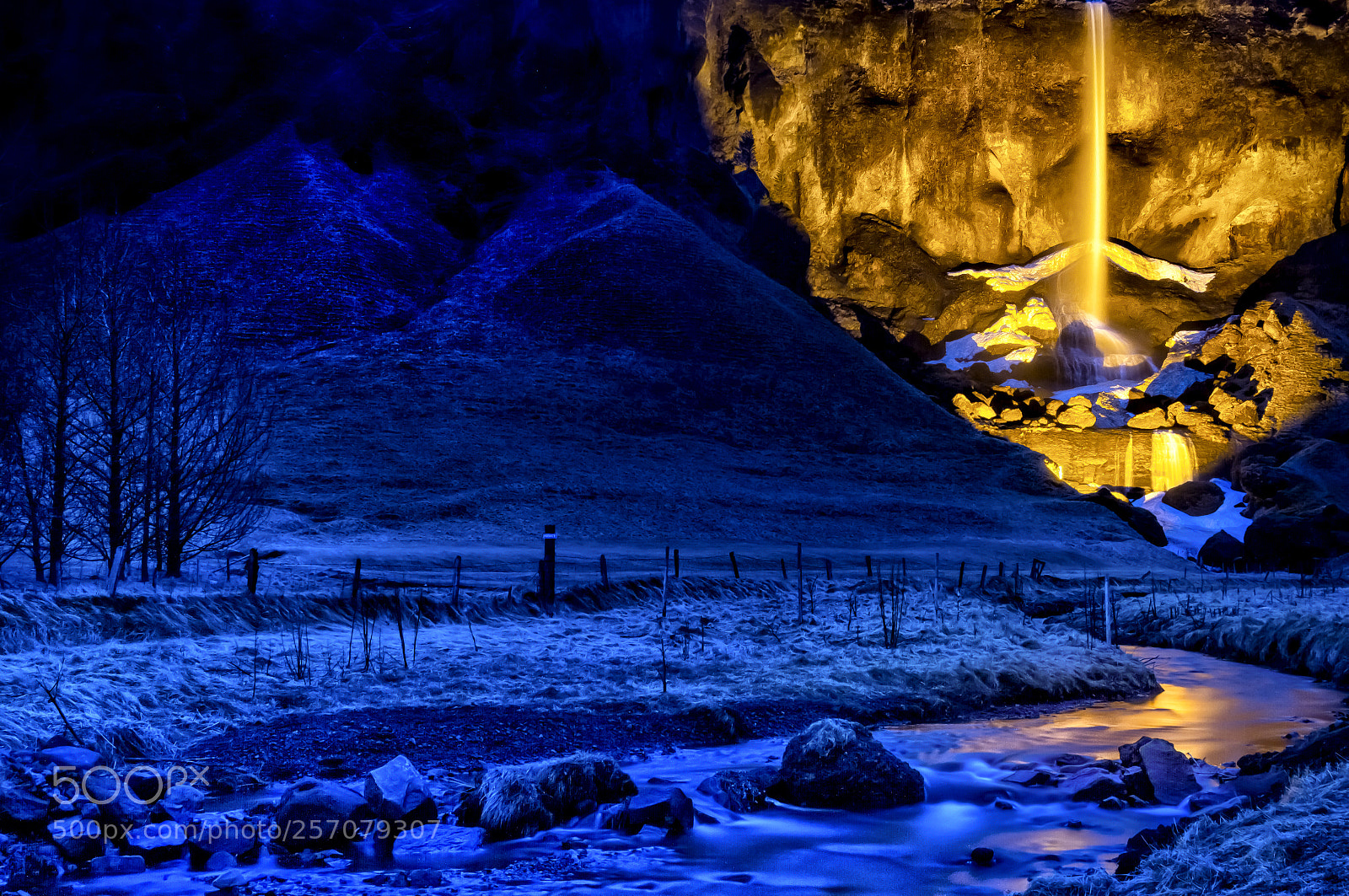 Canon EOS 7D sample photo. Night beams photography