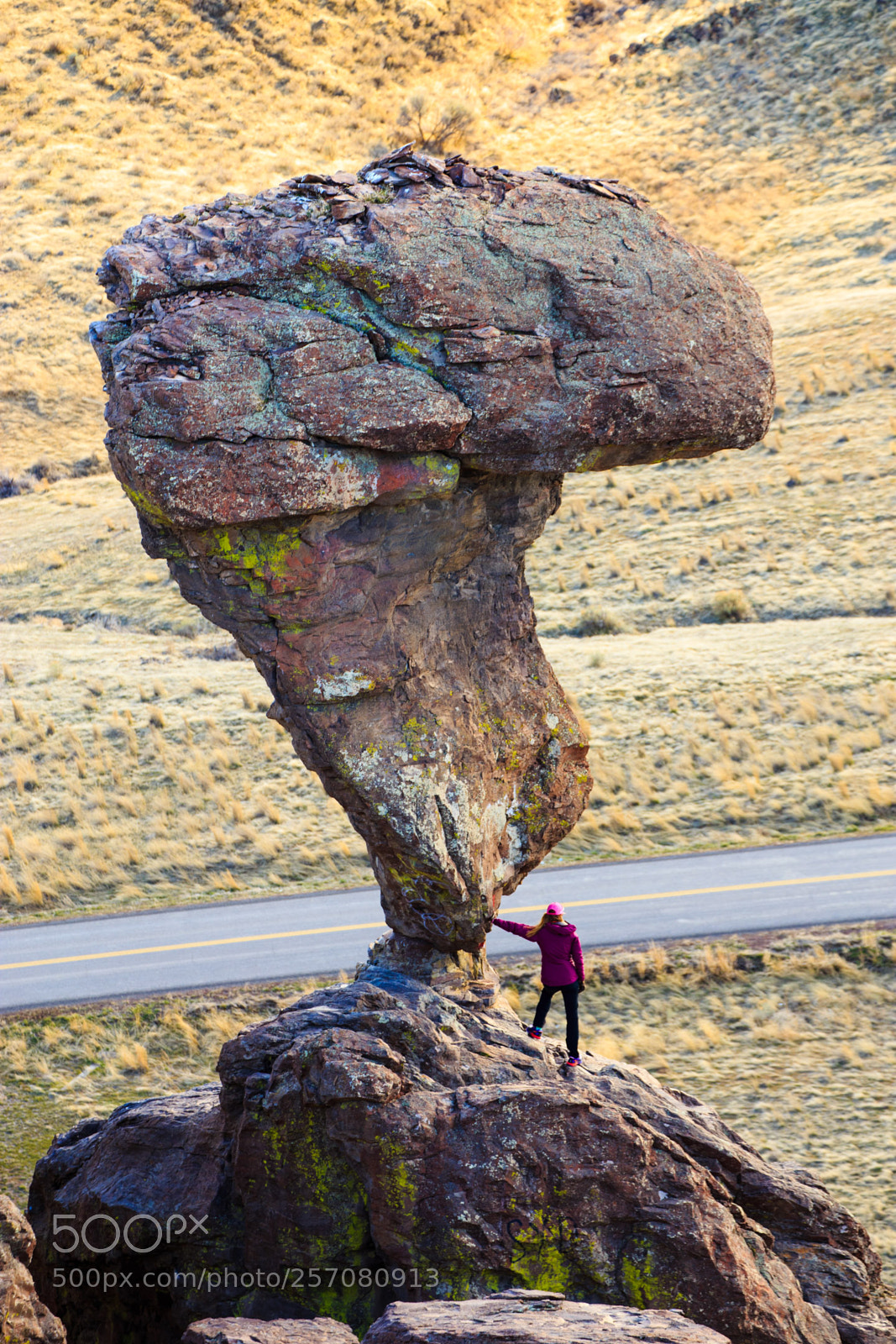 Canon EOS 6D sample photo. Balanced rock photography