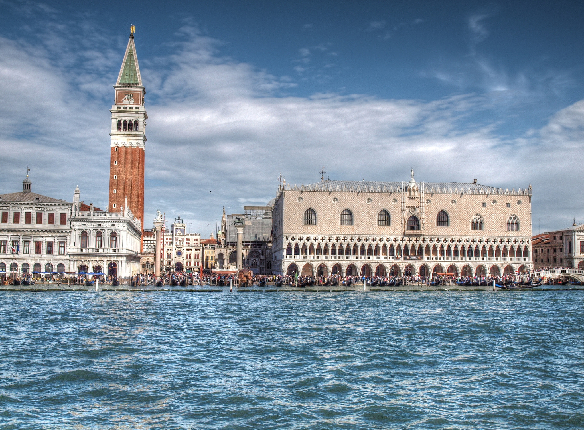 Olympus E-620 (EVOLT E-620) sample photo. Venice photography