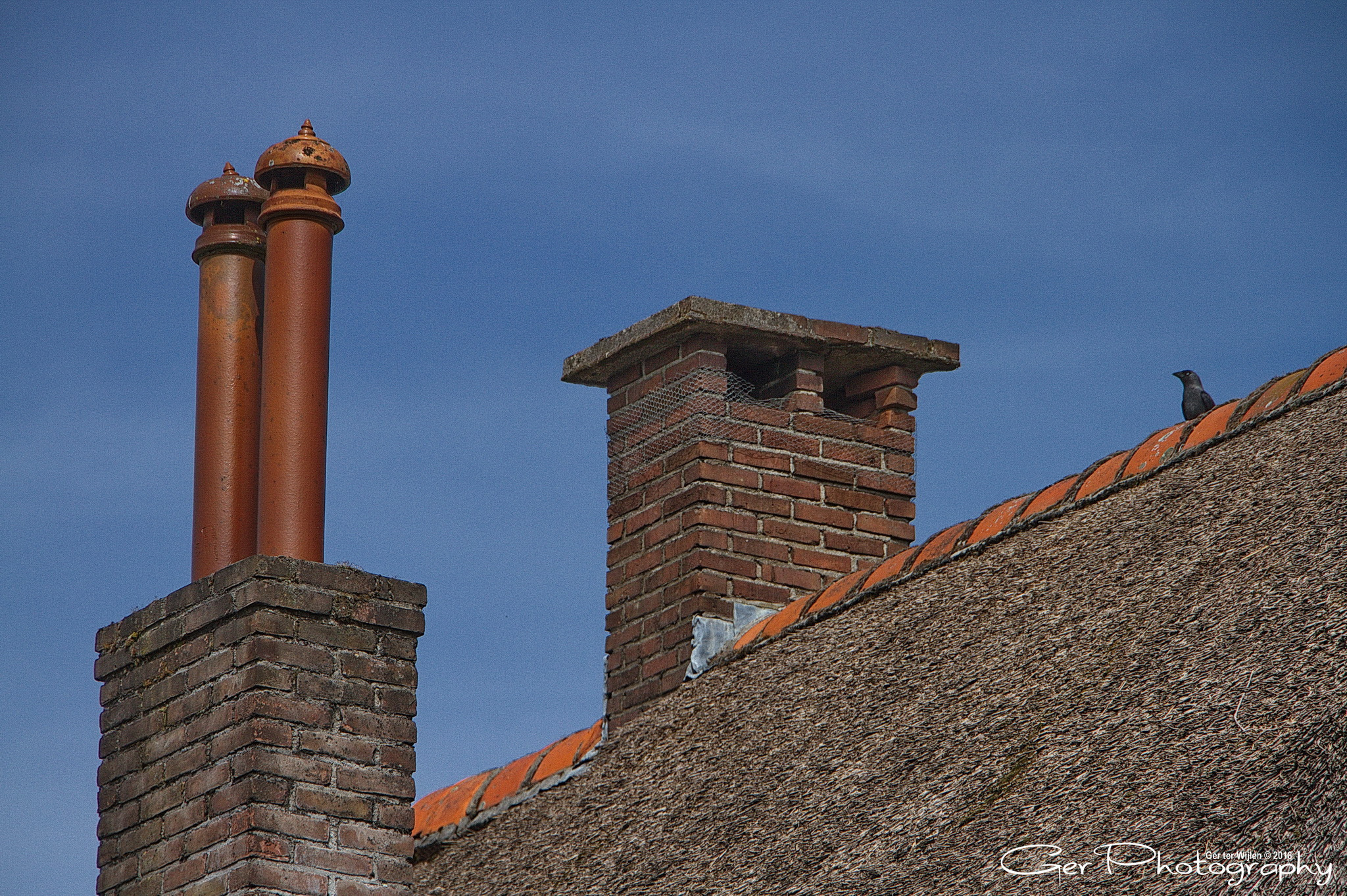 Canon EOS 7D + Canon EF-S 18-135mm F3.5-5.6 IS STM sample photo. Chimney photography