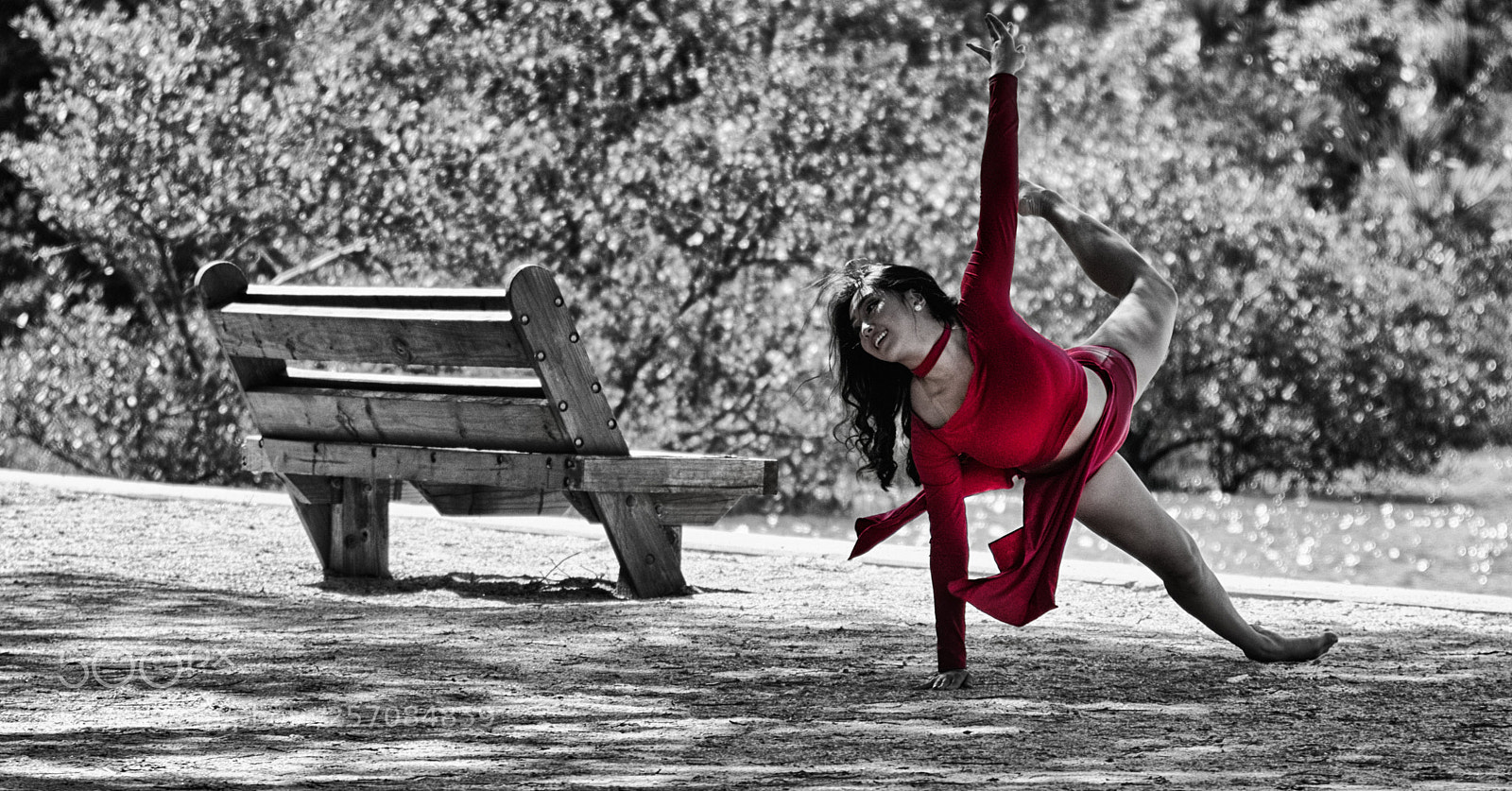 Nikon D810 sample photo. Dancers in the park photography