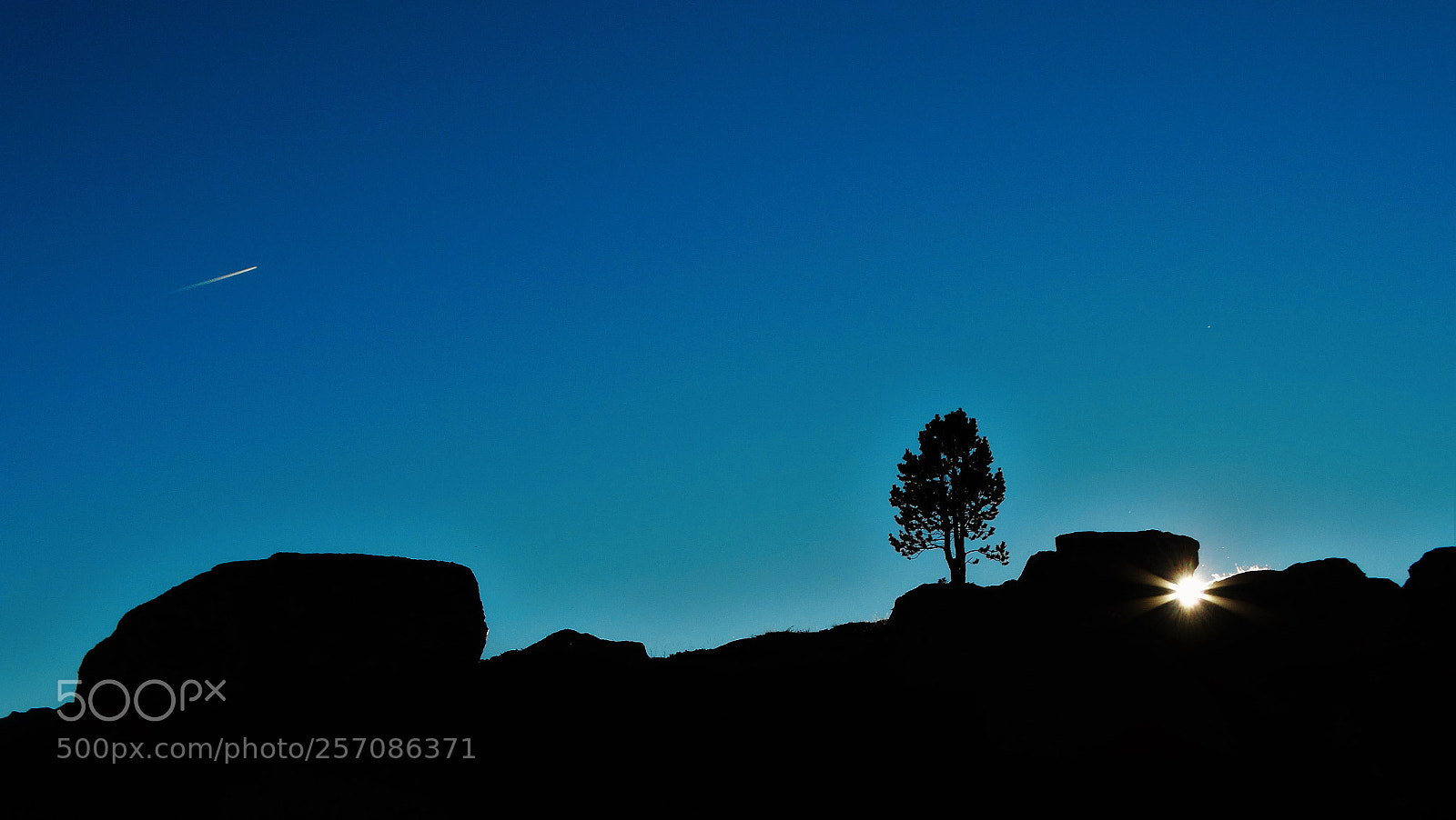 Sony Cyber-shot DSC-HX300 sample photo. Black and blue landscape photography