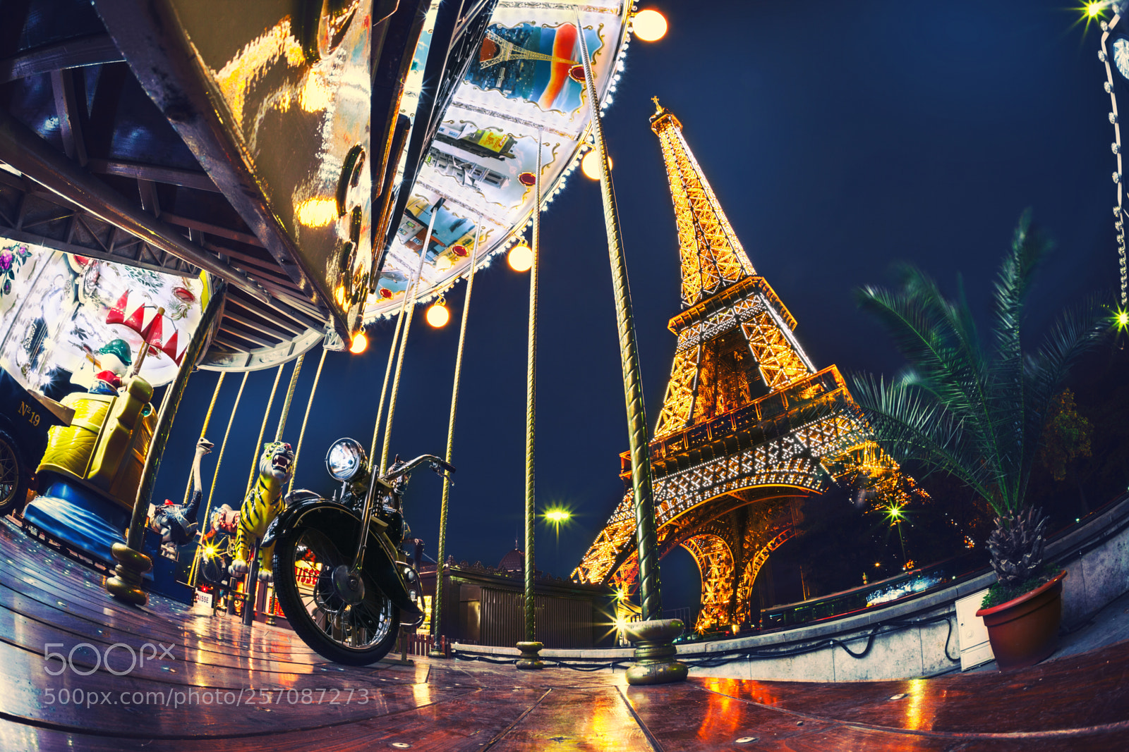 Canon EOS 5D Mark II sample photo. Paris, france, october 2013 photography