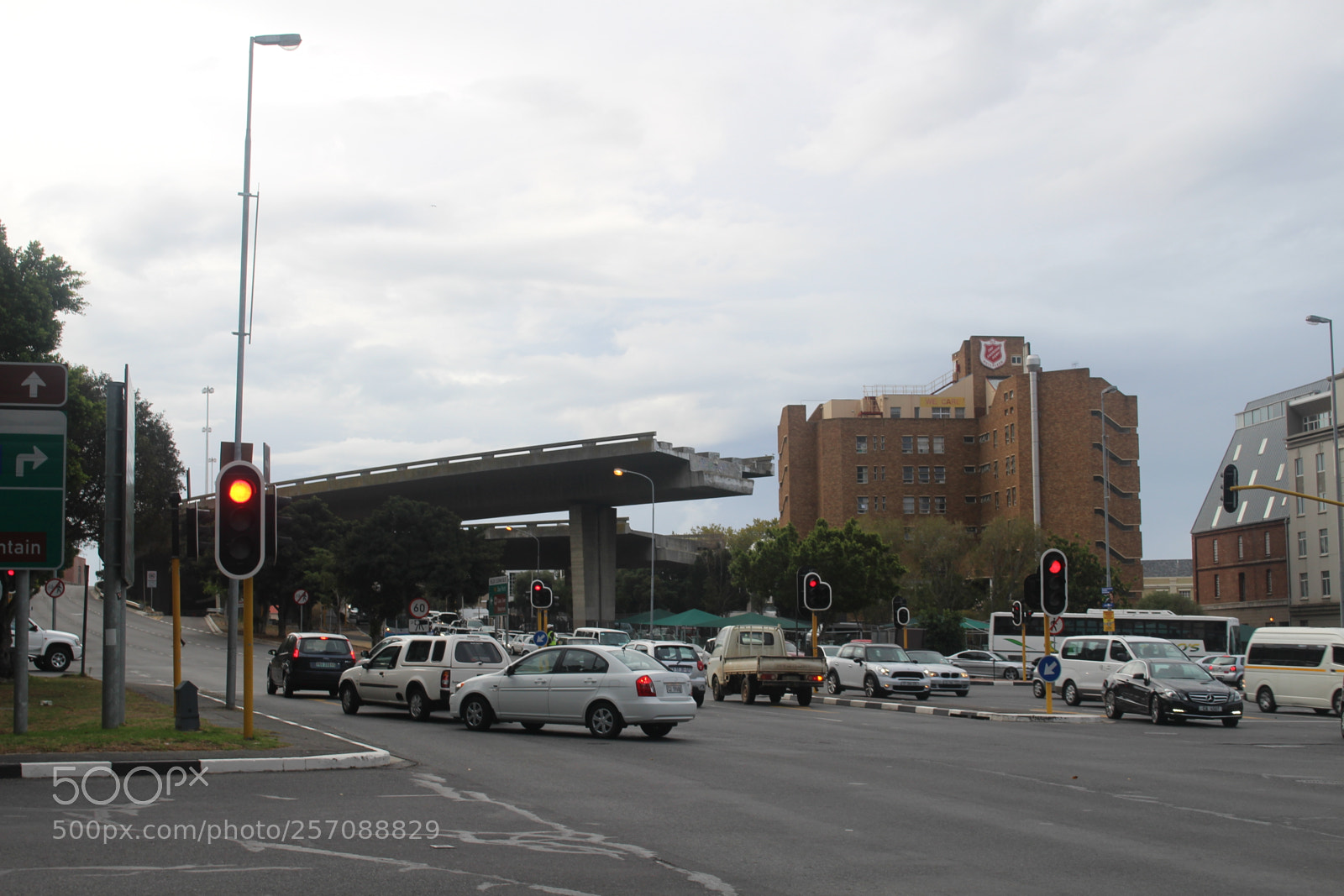 Canon EOS 100D (EOS Rebel SL1 / EOS Kiss X7) sample photo. Foreshore freeway bridge photography