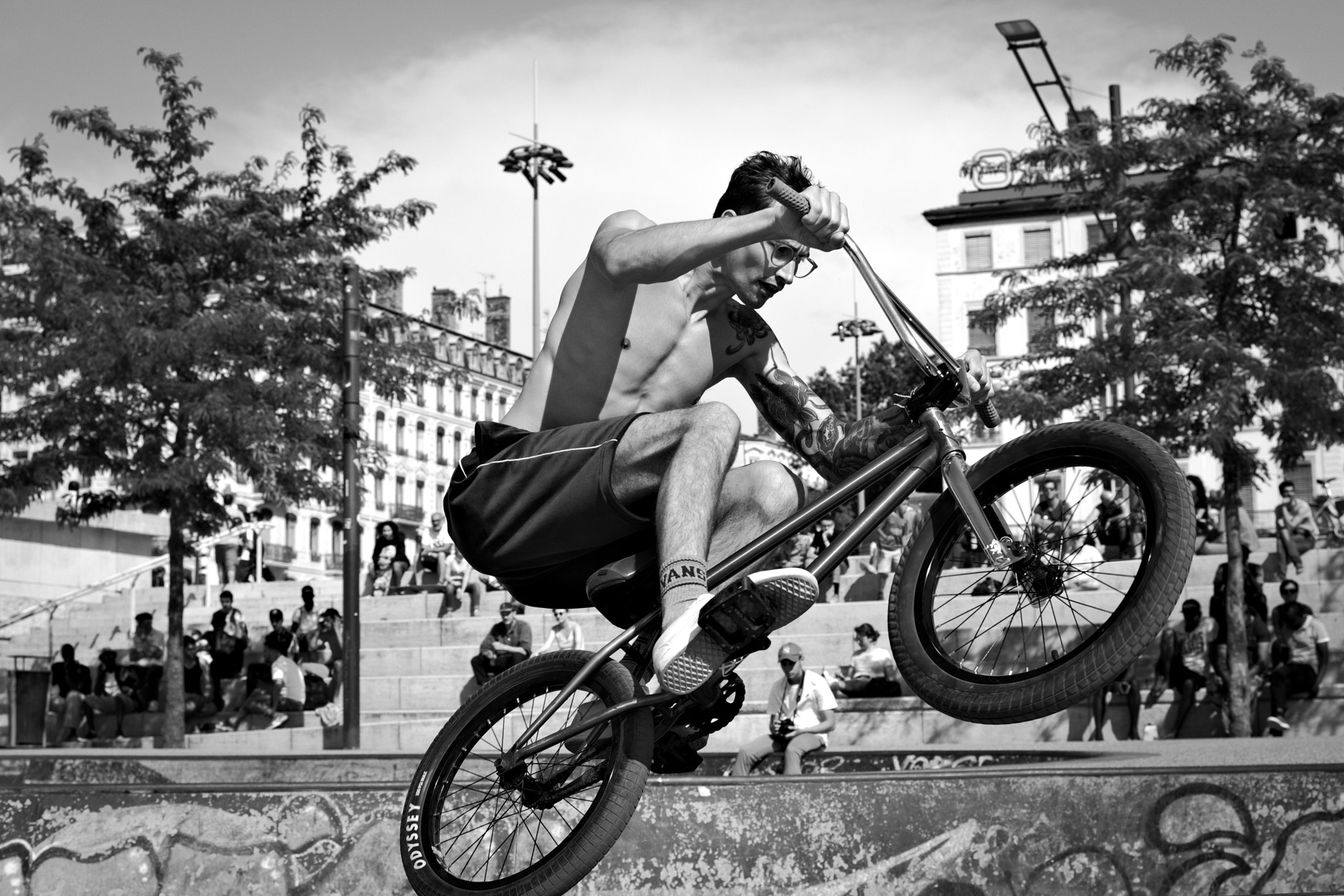 Nikon AF-S DX Nikkor 35mm F1.8G sample photo. Easy rider, lyon (france) photography