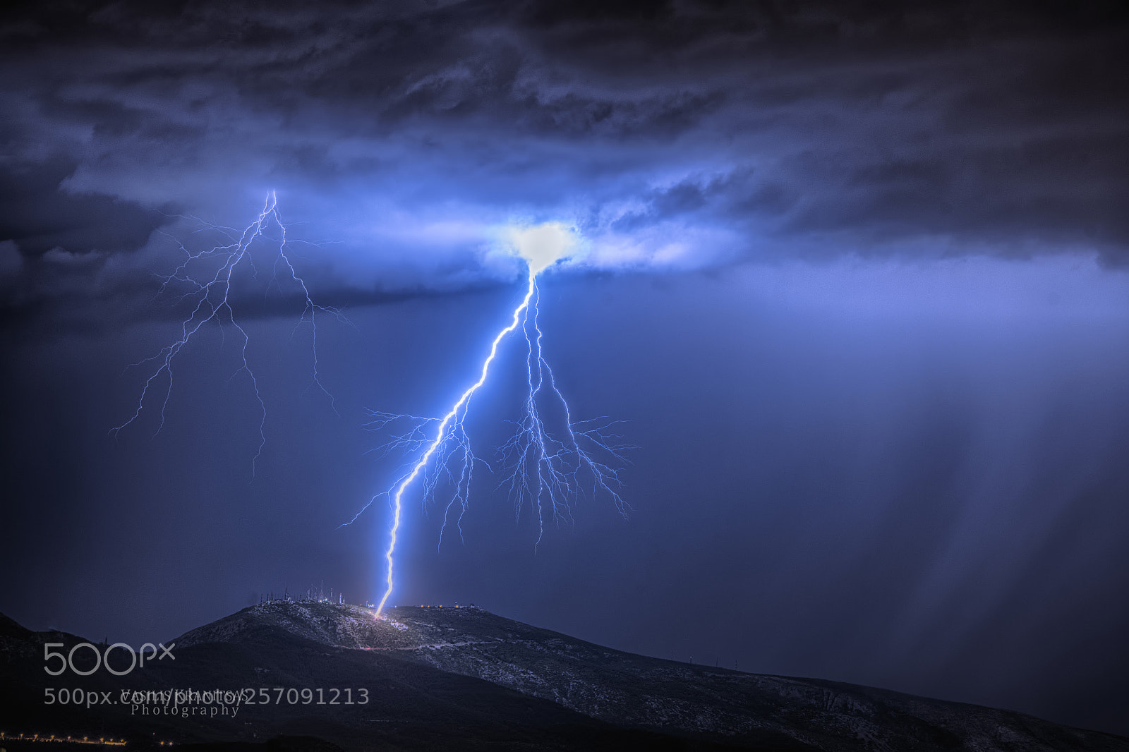 Nikon D7200 sample photo. Thunder photography