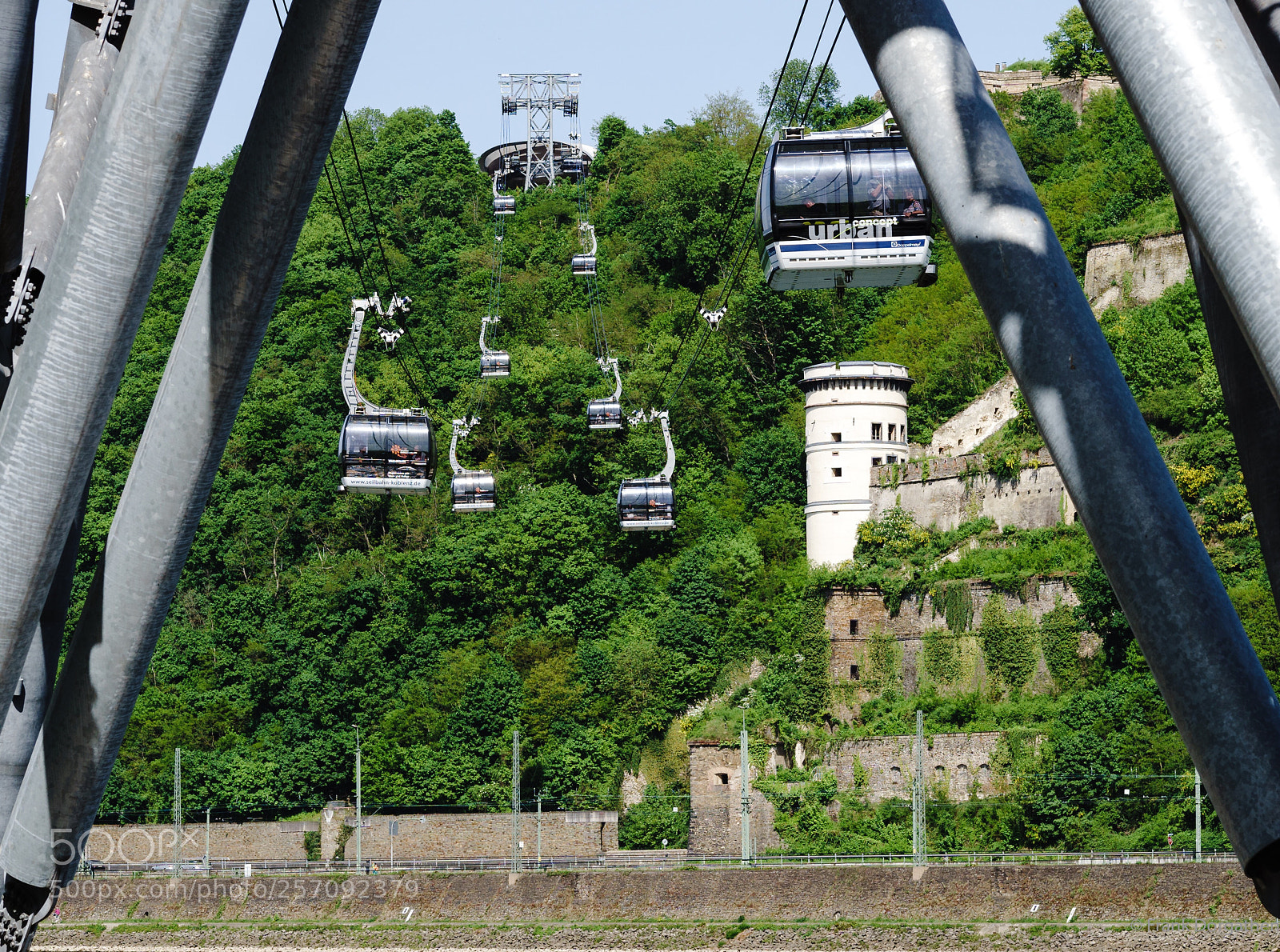 Sony a6000 sample photo. Cable car photography