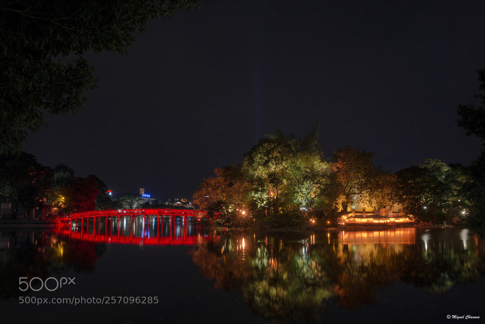 Nikon D800 sample photo. The red bridge photography