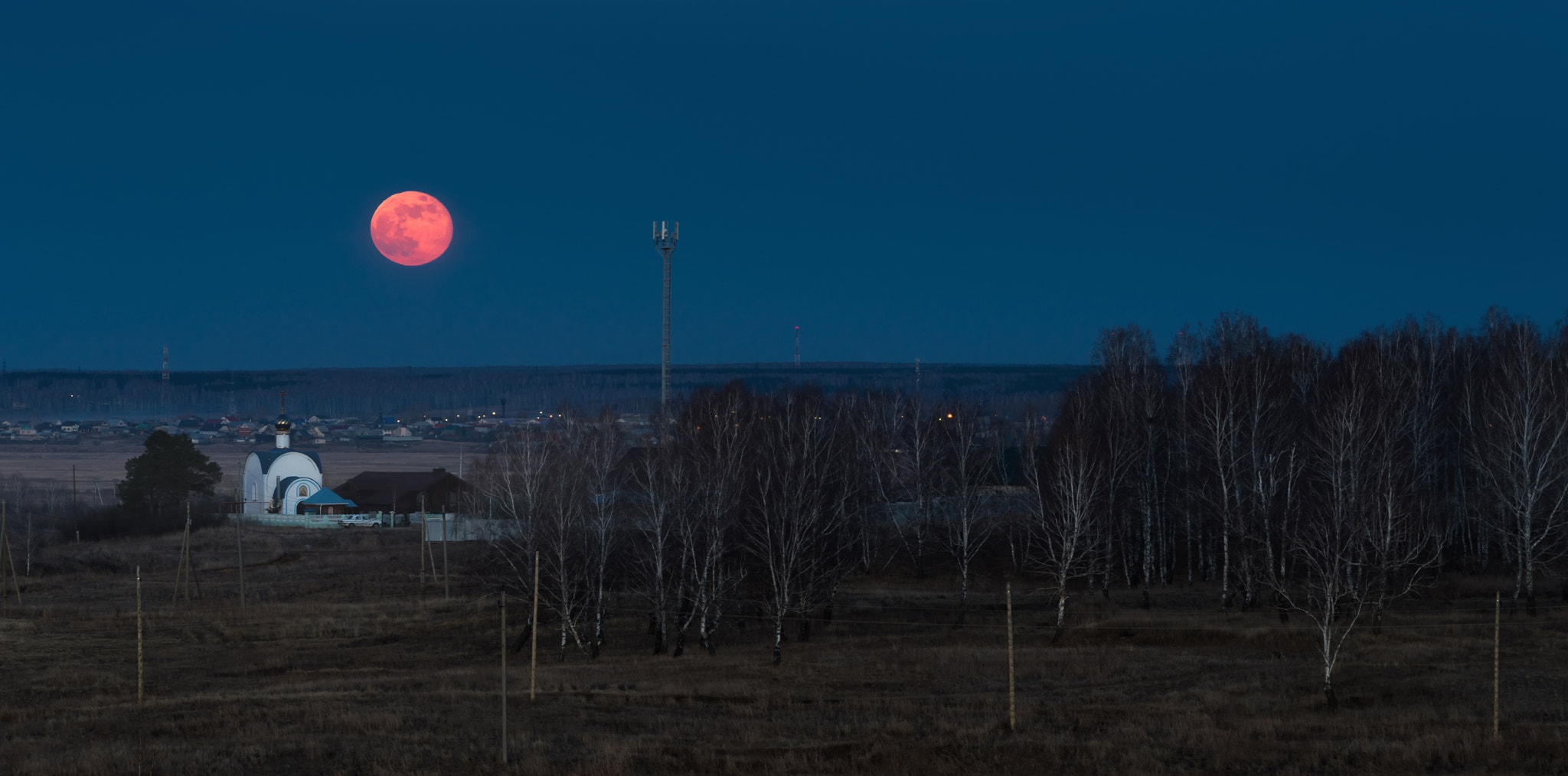 Sony a99 II sample photo. Moonrise photography