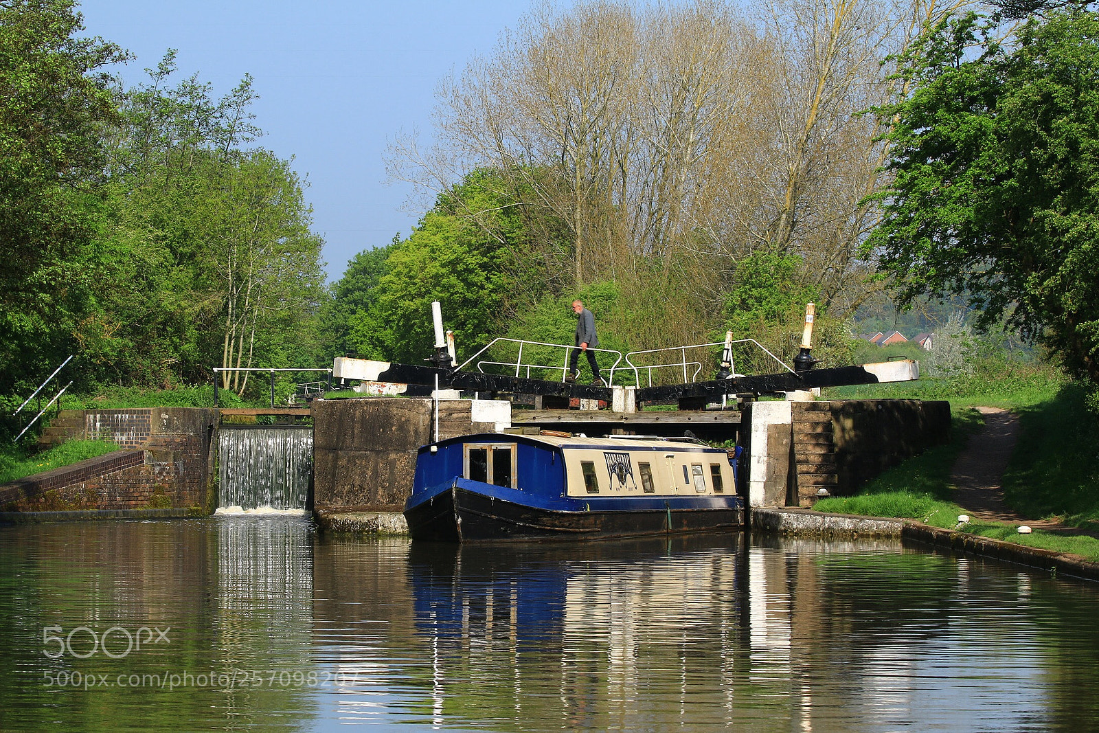 Canon EOS 70D sample photo. One man and his photography