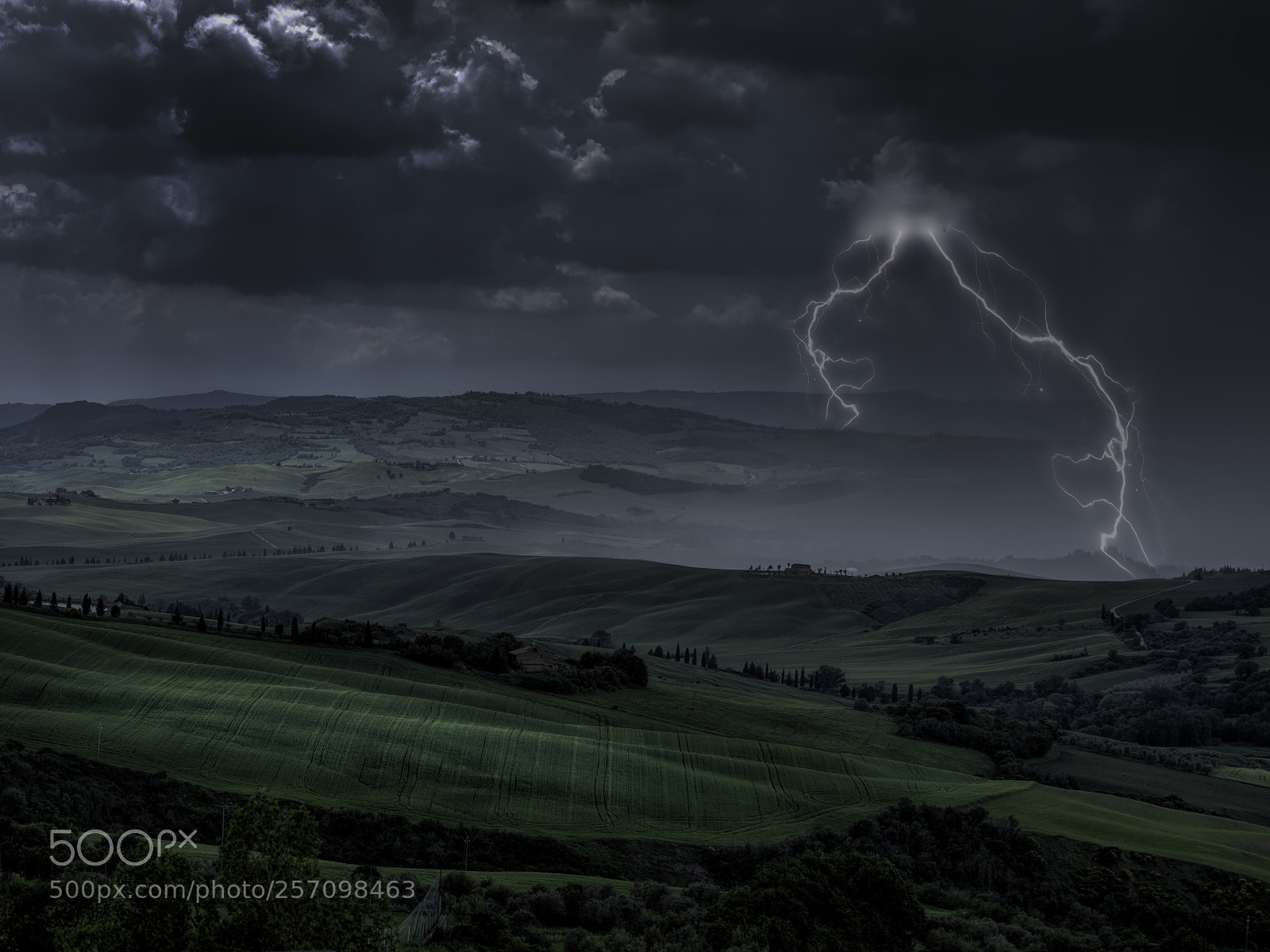 Fujifilm GFX 50S sample photo. Thunder and lightning at photography