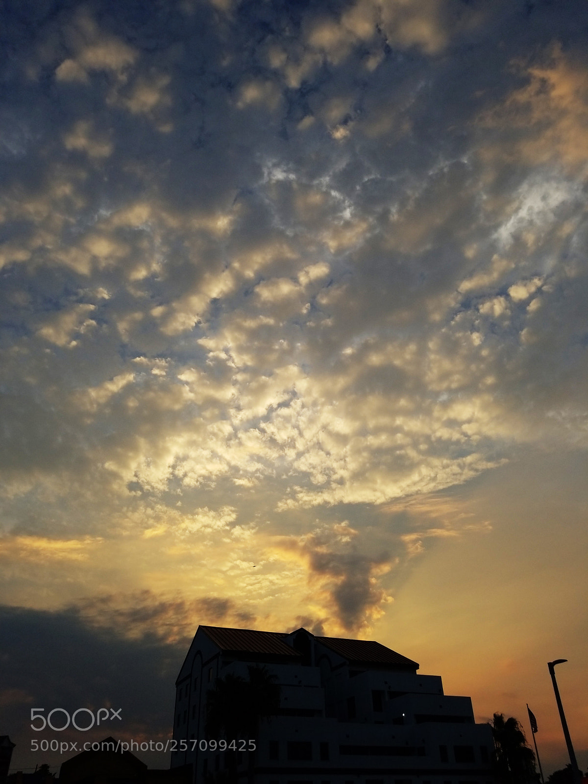 Samsung Galaxy S8 sample photo. Altocumulus sunset photography