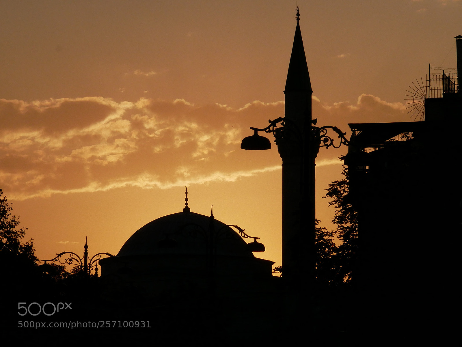 Panasonic Lumix DMC-G85 (Lumix DMC-G80) sample photo. Istanbul skyline photography